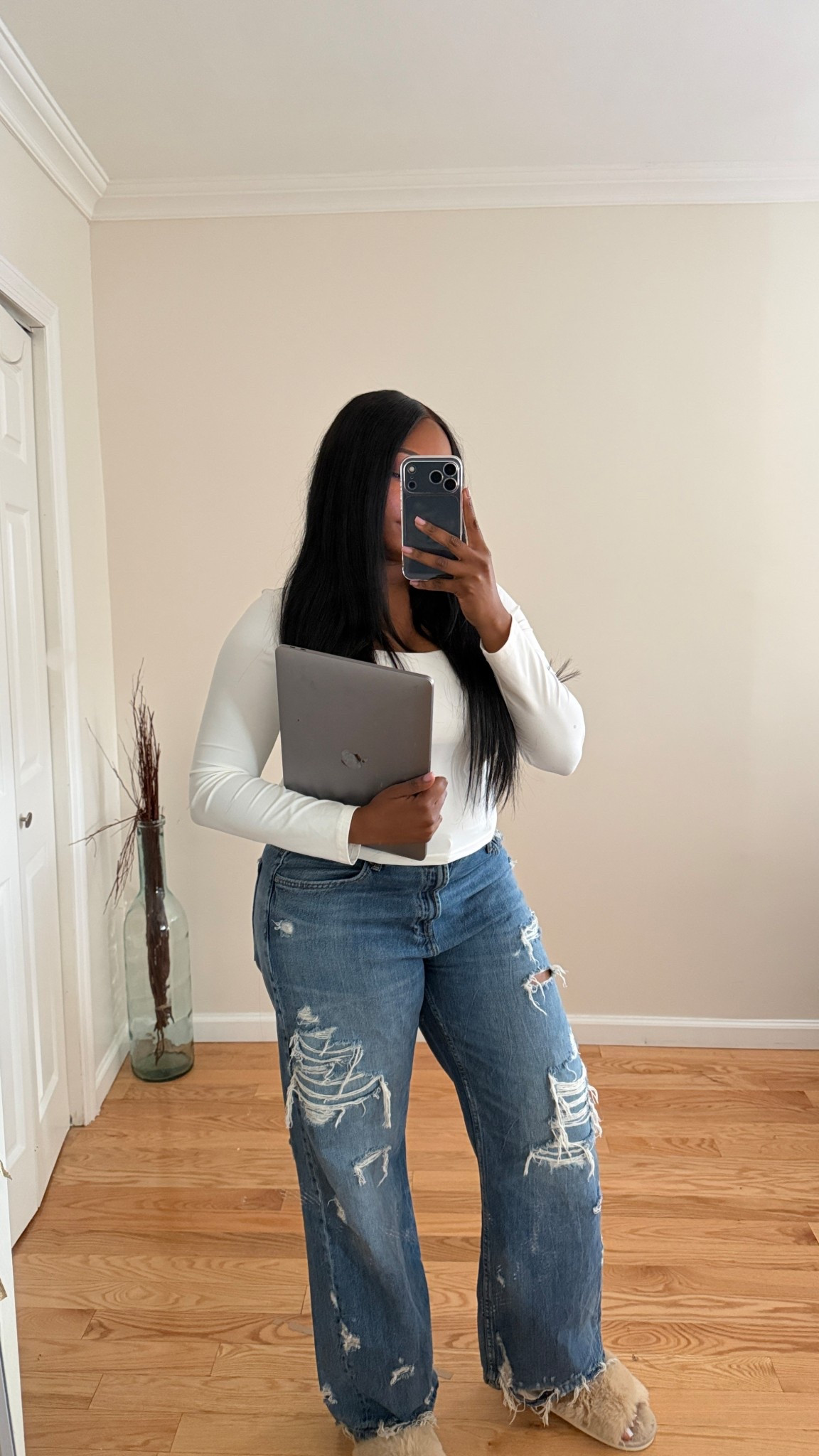 iPhone 17 Pro max case iPhone 17 Pro Max Case | Sleek Minimalist Tech Accessory
Iphone17 #iphone17promaxcase #iPhone17 #iPhone17ProMaxCase #LTKFinds #LTKTech #LTKUnder50 #AestheticFinds
