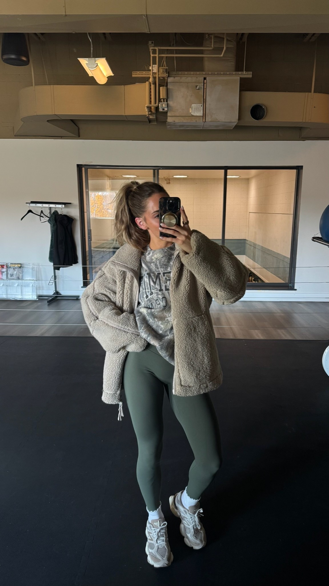 chilly morning gym fit 💚



#LTKootd #LTKfitnessgoals #LTKselfcare