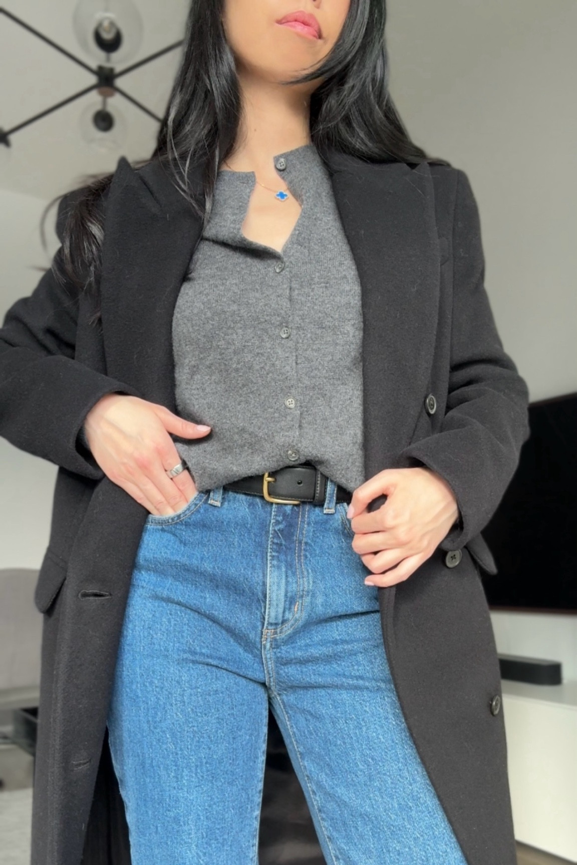 Casual winter outfit. @aritzia #Ad #aritziapartner

#LTKStyleTip #LTKWorkwear #LTKPetite