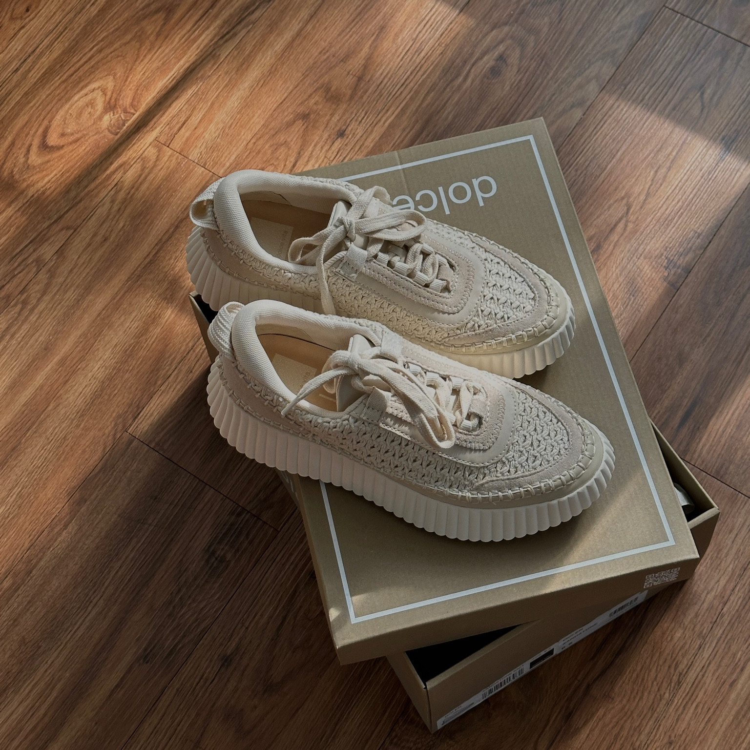 The best neutral sneakers for fall by Dolce Vita 🤎 Dolen Sandstone Knit
Casual fall shoes, elevated sneakers, knit sneakers, fall sneakers

#LTKGiftGuide #LTKshoecrush #LTKSeasonal
