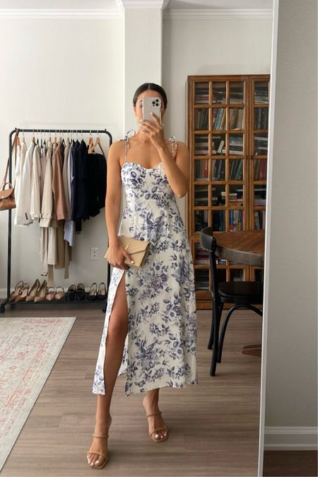 Floral wedding guest dress for the spring 🤍 

Dress xs
Nude heels 
Ysl purse
Pearl earrings 

Wedding guest / spring / floral / special occasion 

#LTKstyletip #LTKwedding #LTKSeasonal