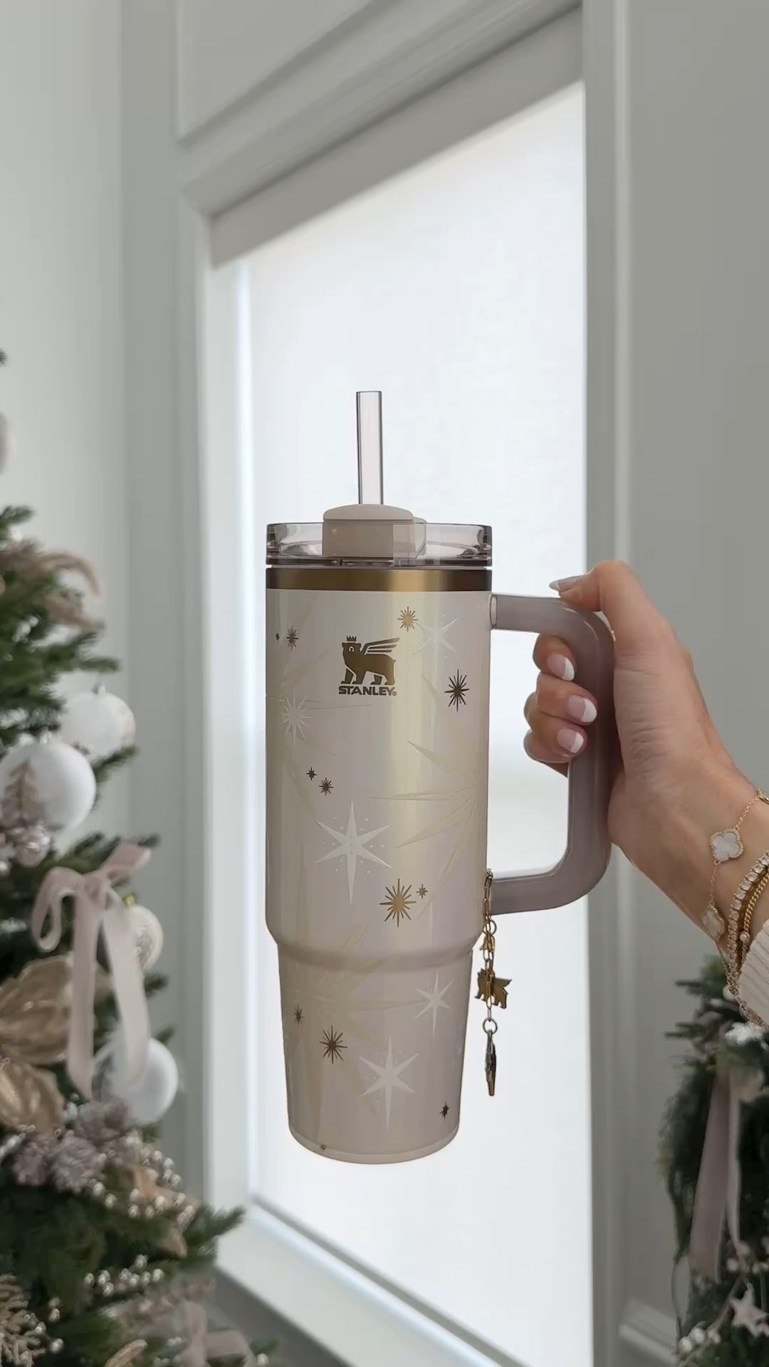 Stanley Luxe Quencher✨🤍 the most gorgeous Quencher - perfect holiday gift!!🫶🏼#stanleypartner @stanley_brand 

#LTKHoliday #LTKCyberWeek #LTKGiftGuide