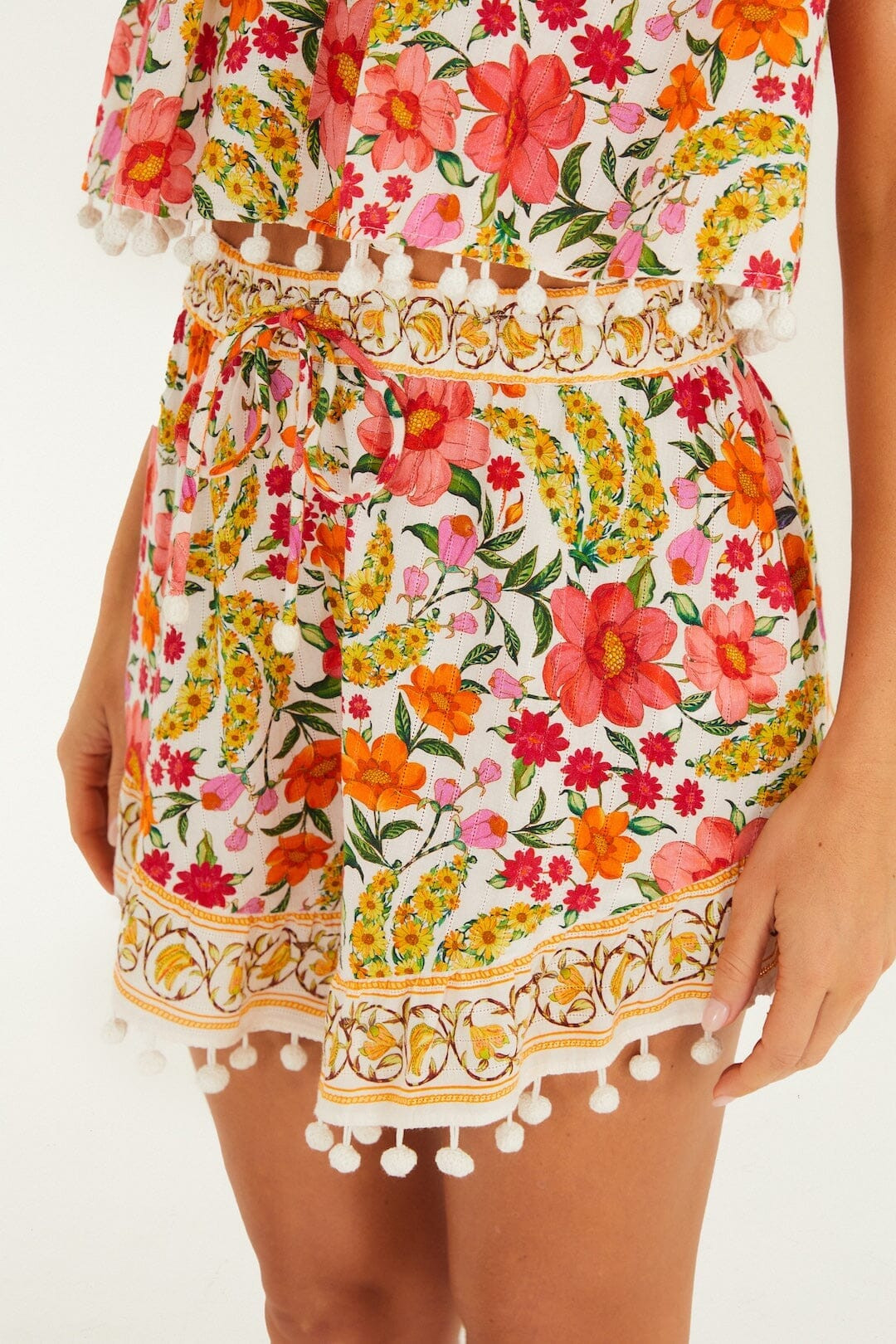 Banana Flowers Shorts | FARM Rio | FarmRio (US)