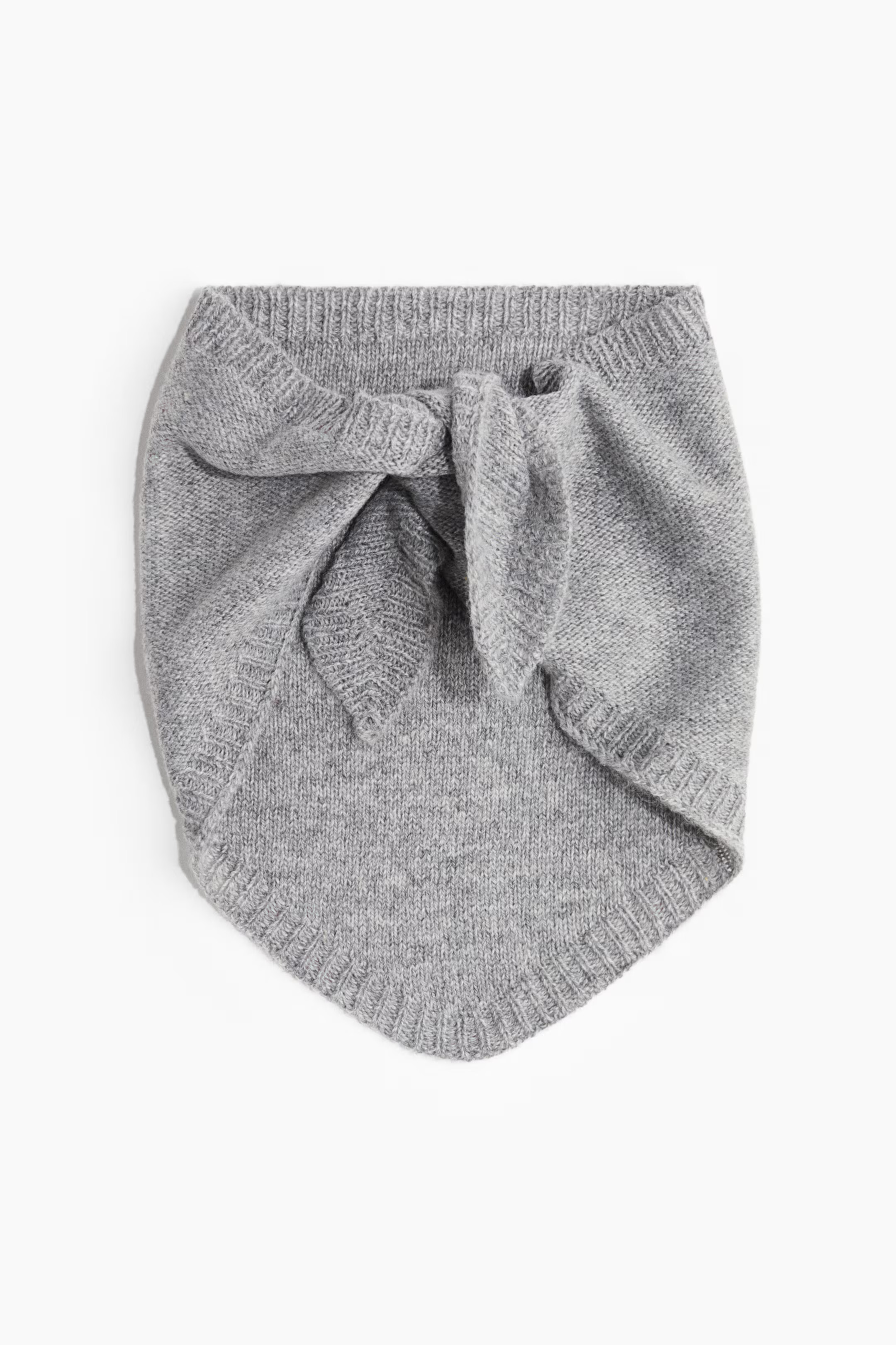Knit Triangle Scarf | H&M (US + CA)