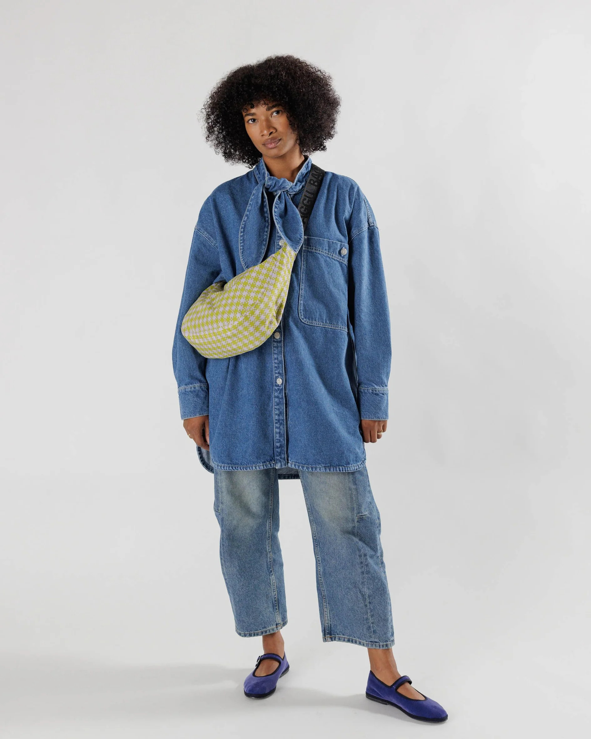 Medium Nylon Crescent Bag | BAGGU