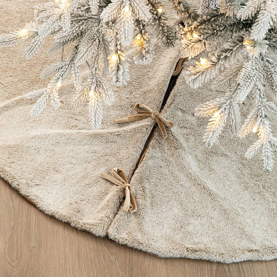 Glitzhome 48”D Milk Coffee Brown Christmas Tree Skirt,Large Faux Rabbit Fur Rustic Xmas Tree Sk... | Amazon (US)