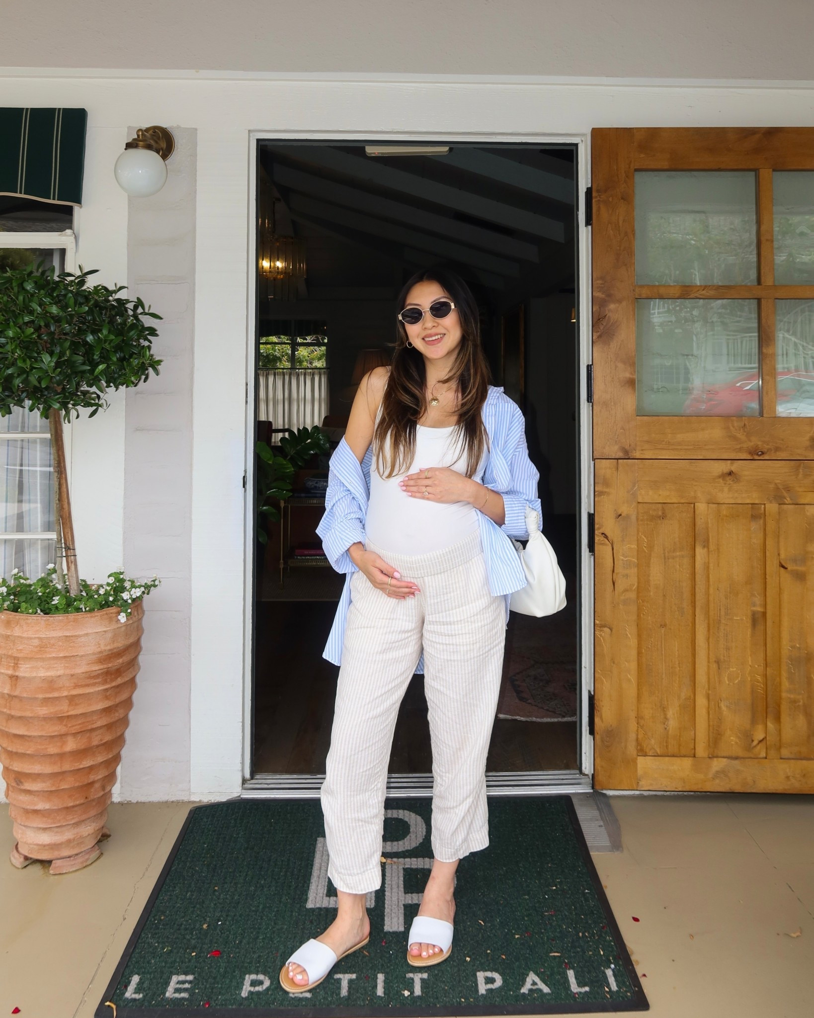 Coastal summer pregnancy outfit 

#LTKSeasonal #LTKBump #LTKFindsUnder50