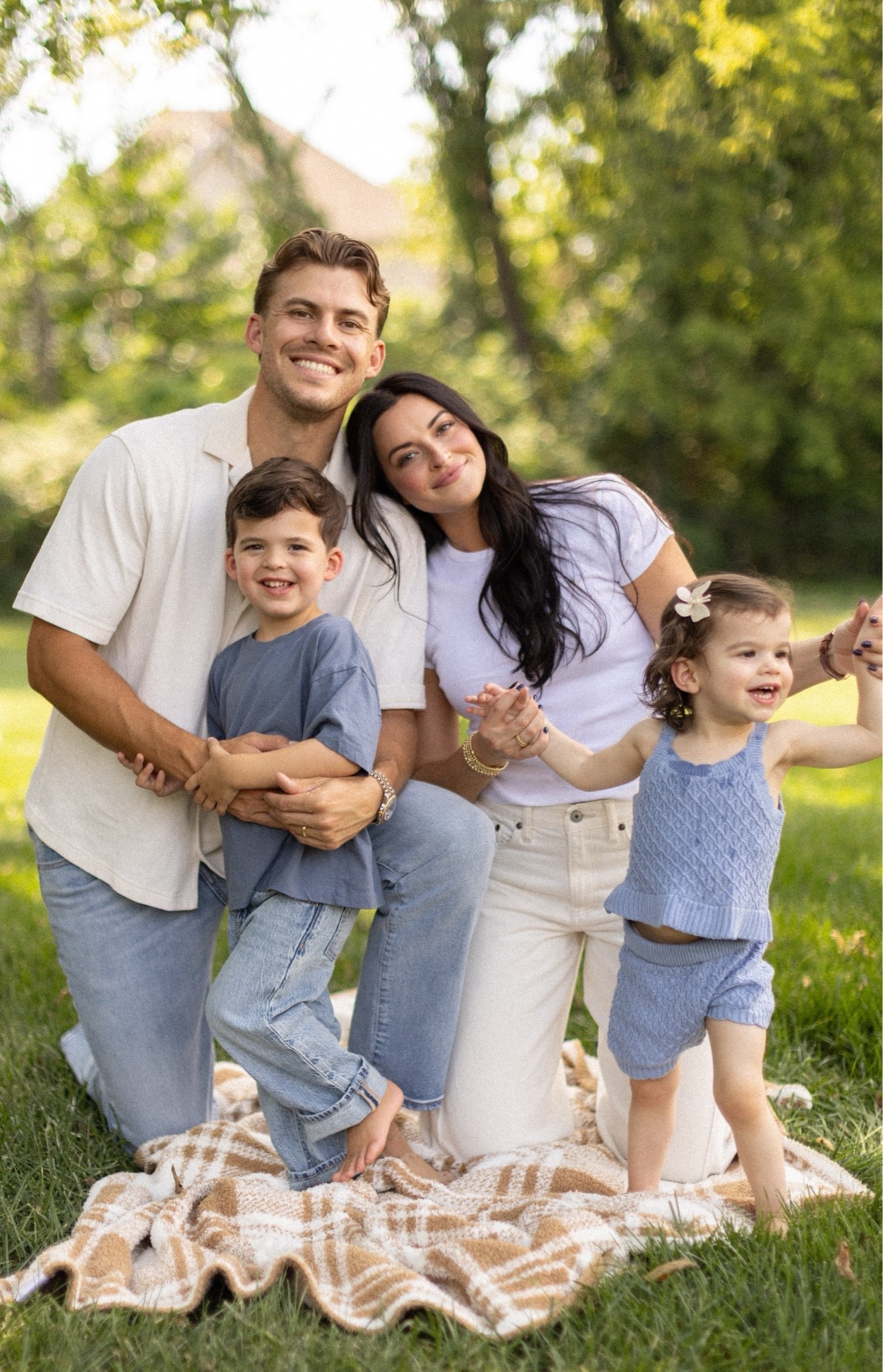 @abercrombie Baby&Toddler is ALL 40% off through the weekend!

#LTKmomlife #LTKBaby #LTKKids