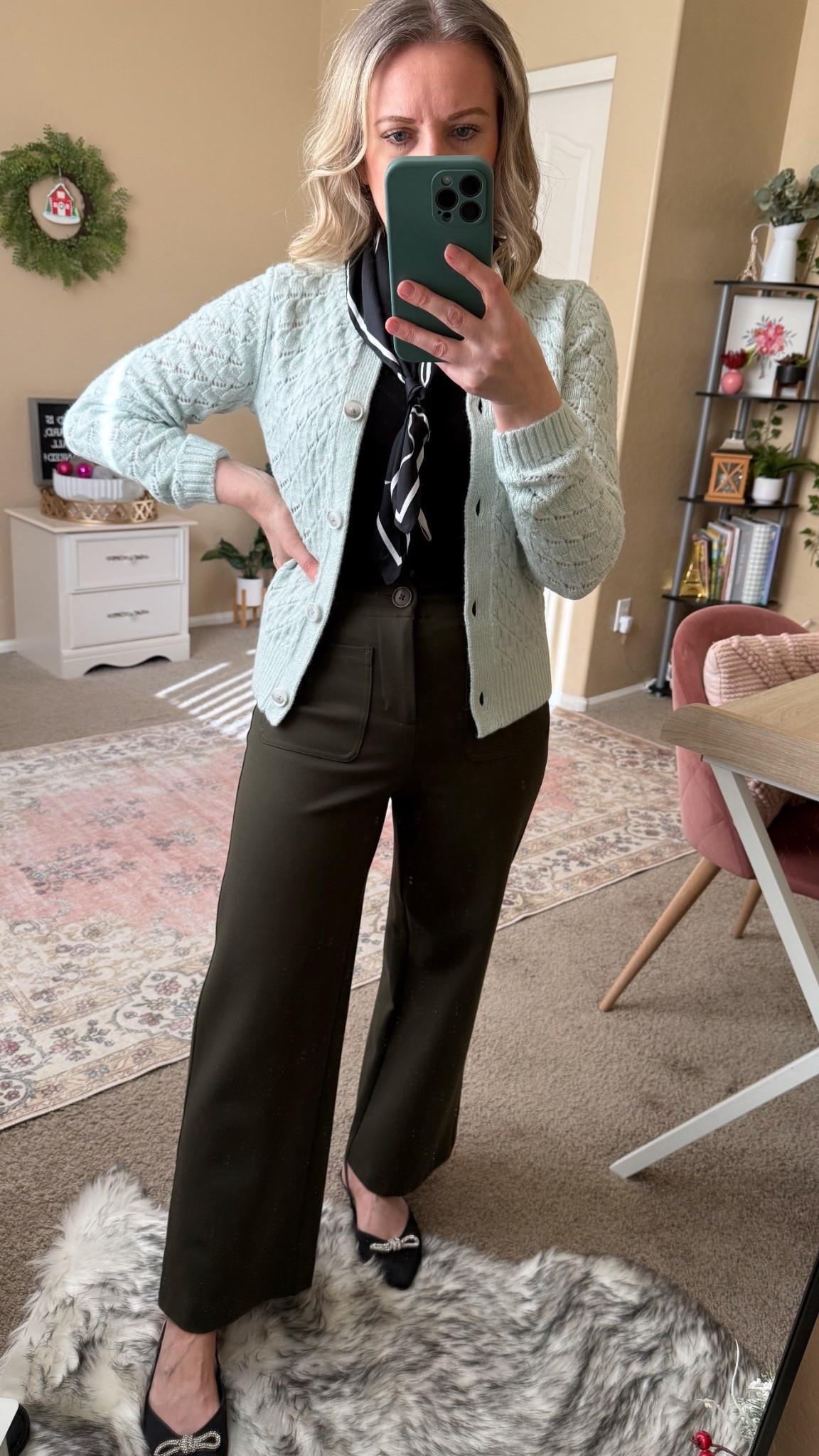 Cozy holiday outfit idea. Love the shimmer sweater. It’s only $20 today + free ship. The silk scarf is $15 and it’s perfect to elevate any outfit. You can order online in pick up in store to have them in time for the holidays. 




Loft fashion, Winter outfit, head scarf, 

#LTKSaleAlert #LTKOver40 #LTKSeasonal #LTKHoliday #LTKGiftGuide