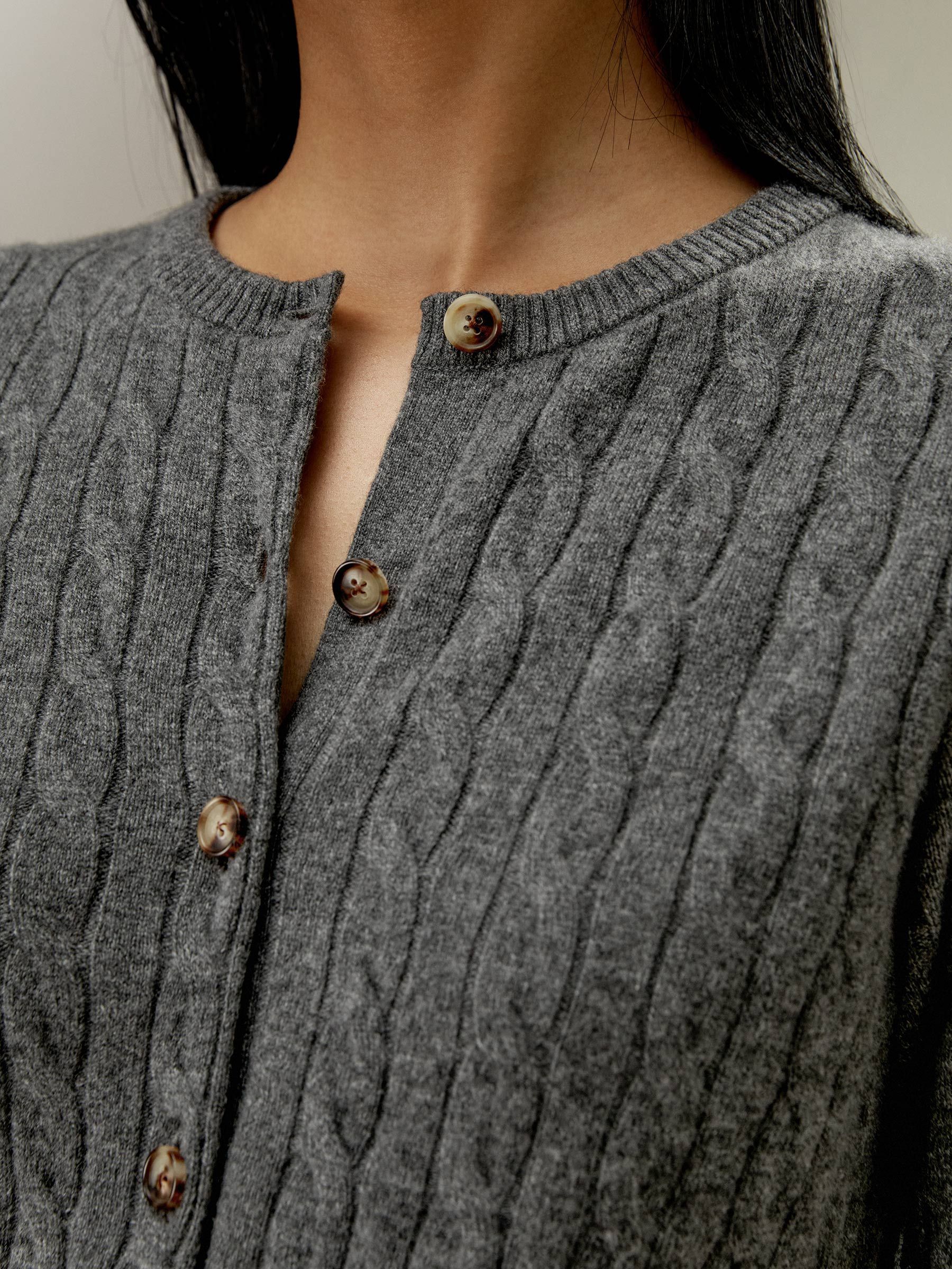 Cable-Knit Cashmere Crewneck Cardigan | LilySilk