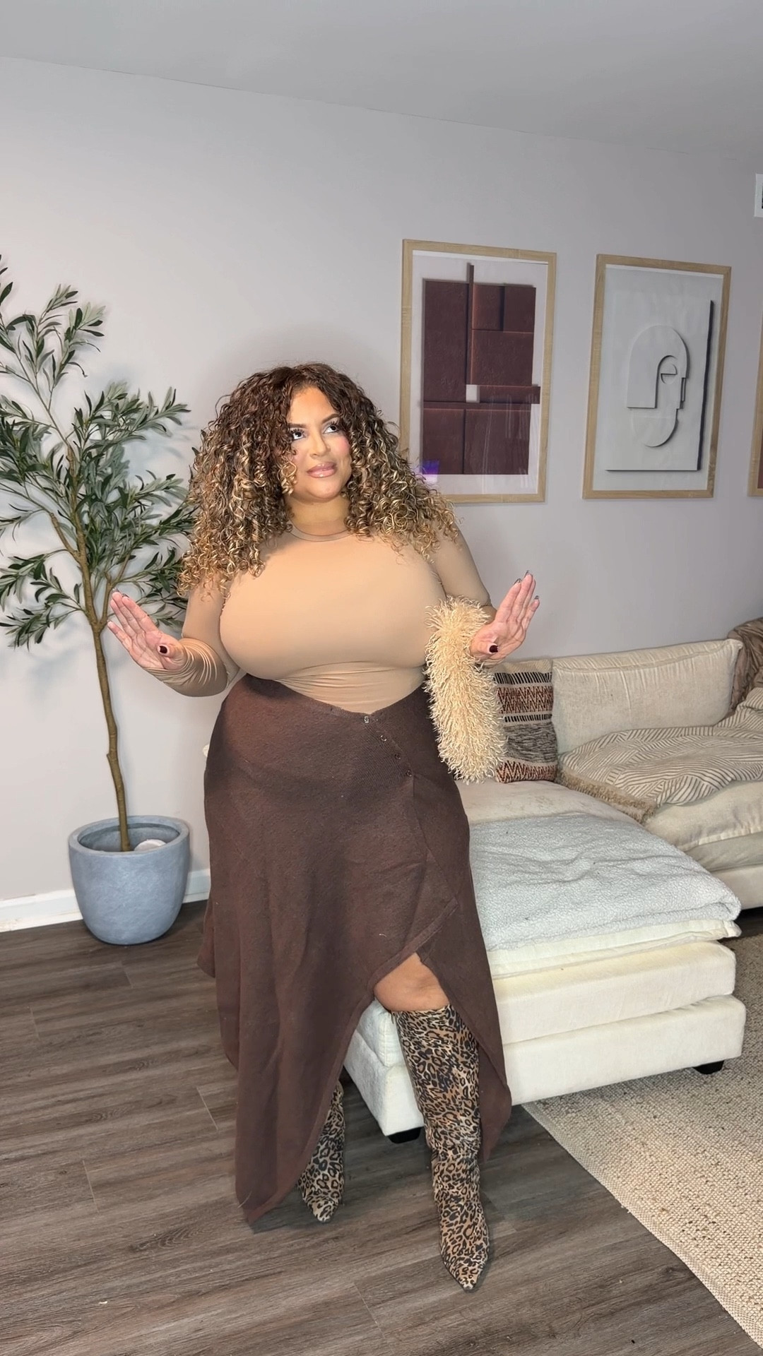 Wearing an xl in the sweater skirts 

#LTKU #LTKPlusSize #LTKBeauty