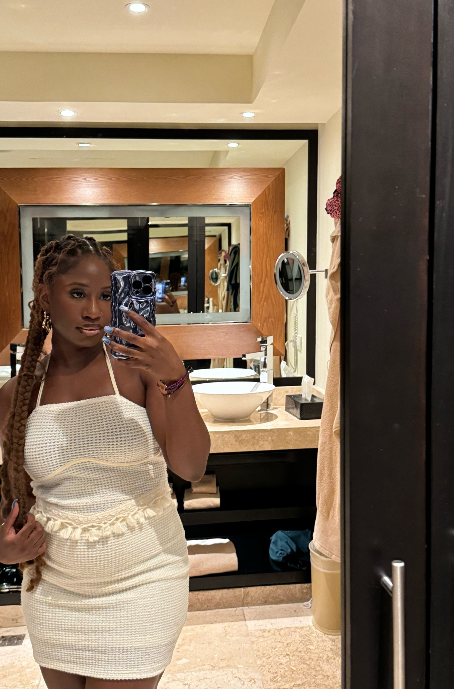 Dinner time, size small.

#LTKSeasonal #LTKStyleTip #LTKFindsUnder50