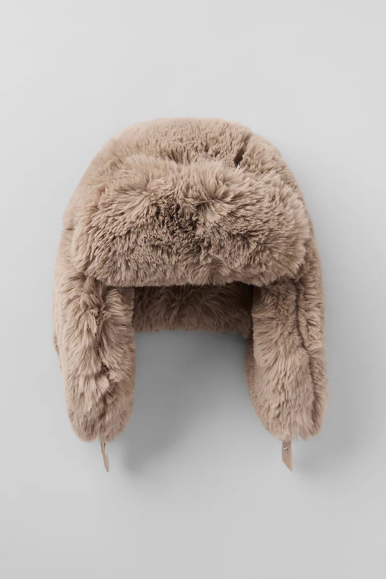 Faux Fur Starstruck Hat | Alo Yoga (US)