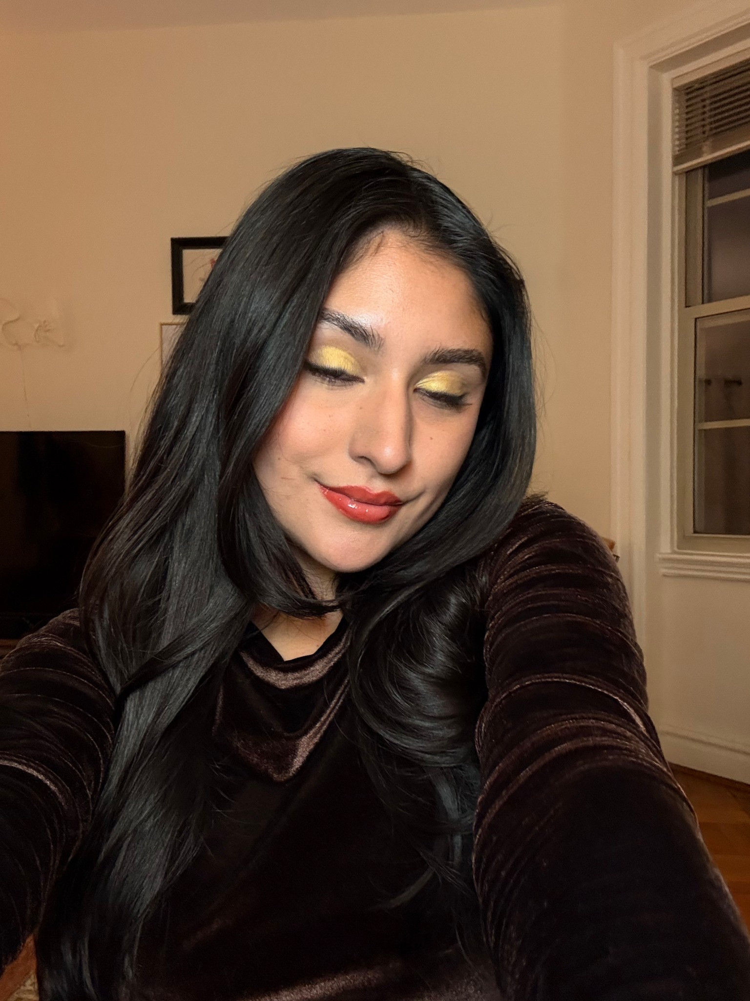 Holiday glam 🤎✨


#LTKFindsUnder50 #LTKGiftGuide #LTKBeauty