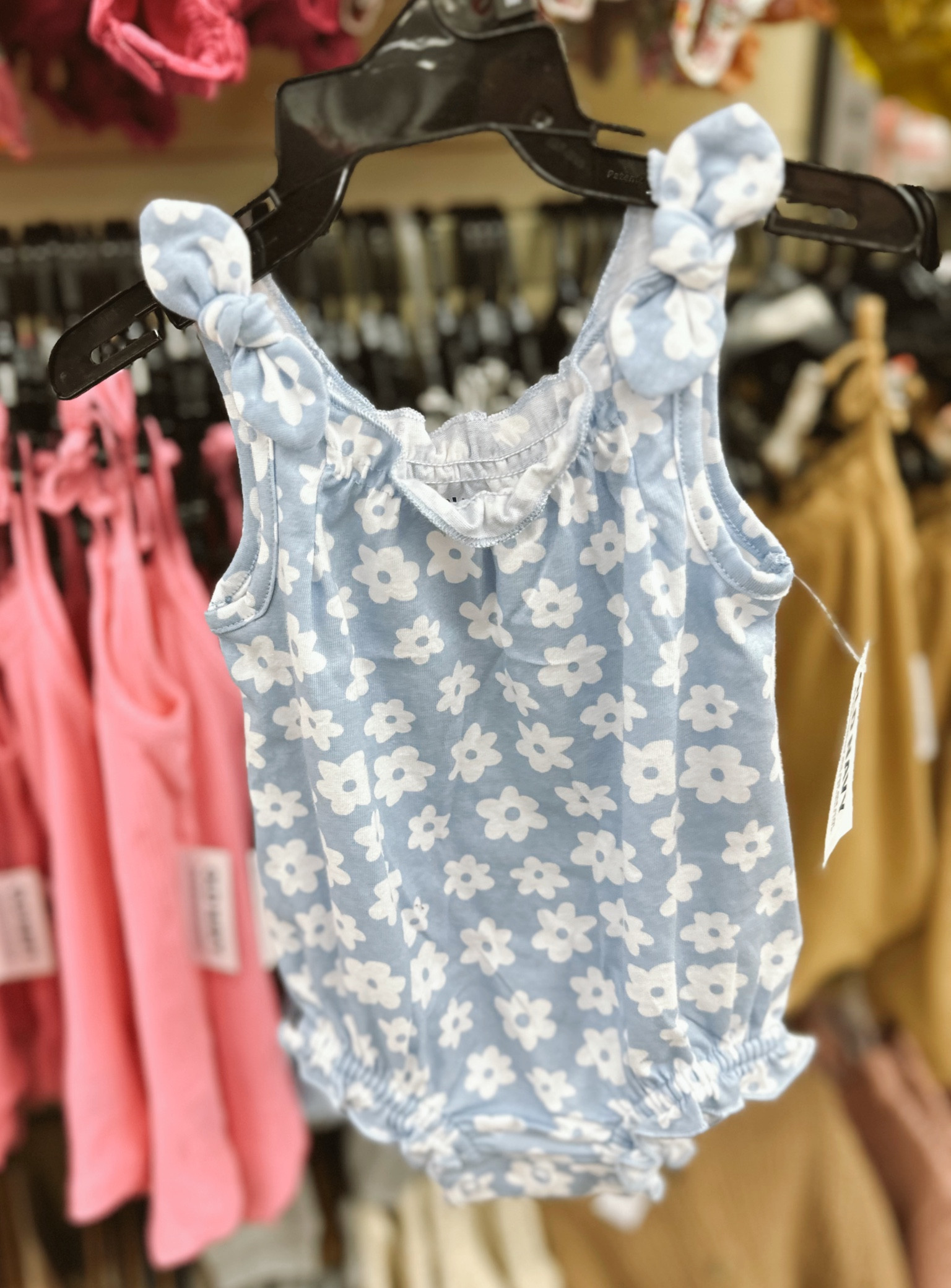𝐂𝐔𝐑𝐑𝐄𝐍𝐓𝐋𝐘 𝟓𝟎% 𝐎𝐅𝐅 😍 baby girl rompers: sizes 𝟎-𝟐𝟒𝐌𝐎𝐍𝐓𝐇𝐒

#LTKbaby #LTKSeasonal #LTKfindsunder50