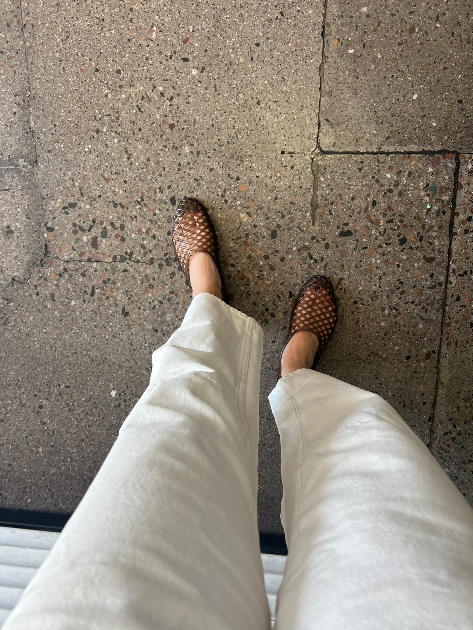 Brown jelly flats 🤎
Aura wore these scout town today paired with her off-white barrel jeans from Madewell that are so good! She sized down one in the barrels for a better fit- they run big!



#LTKSeasonal #LTKShoeCrush #LTKOver40