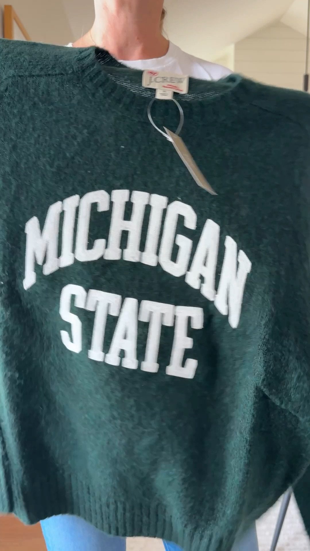 Sweater size small

#LTKSeasonal #LTKStyleTip #LTKOver40