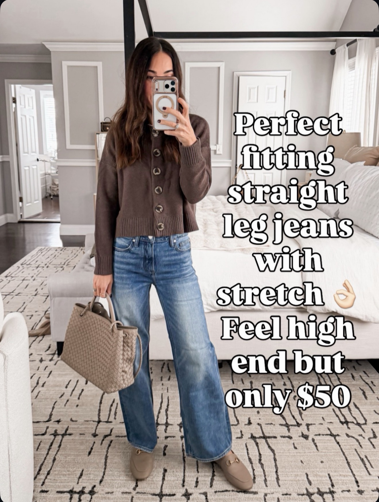 Perfect fitting straight leg jeans with stretch that feel designer but are only $50 🤌 🔗⬇️

#LTKOver40 #LTKSeasonal #LTKgrwm