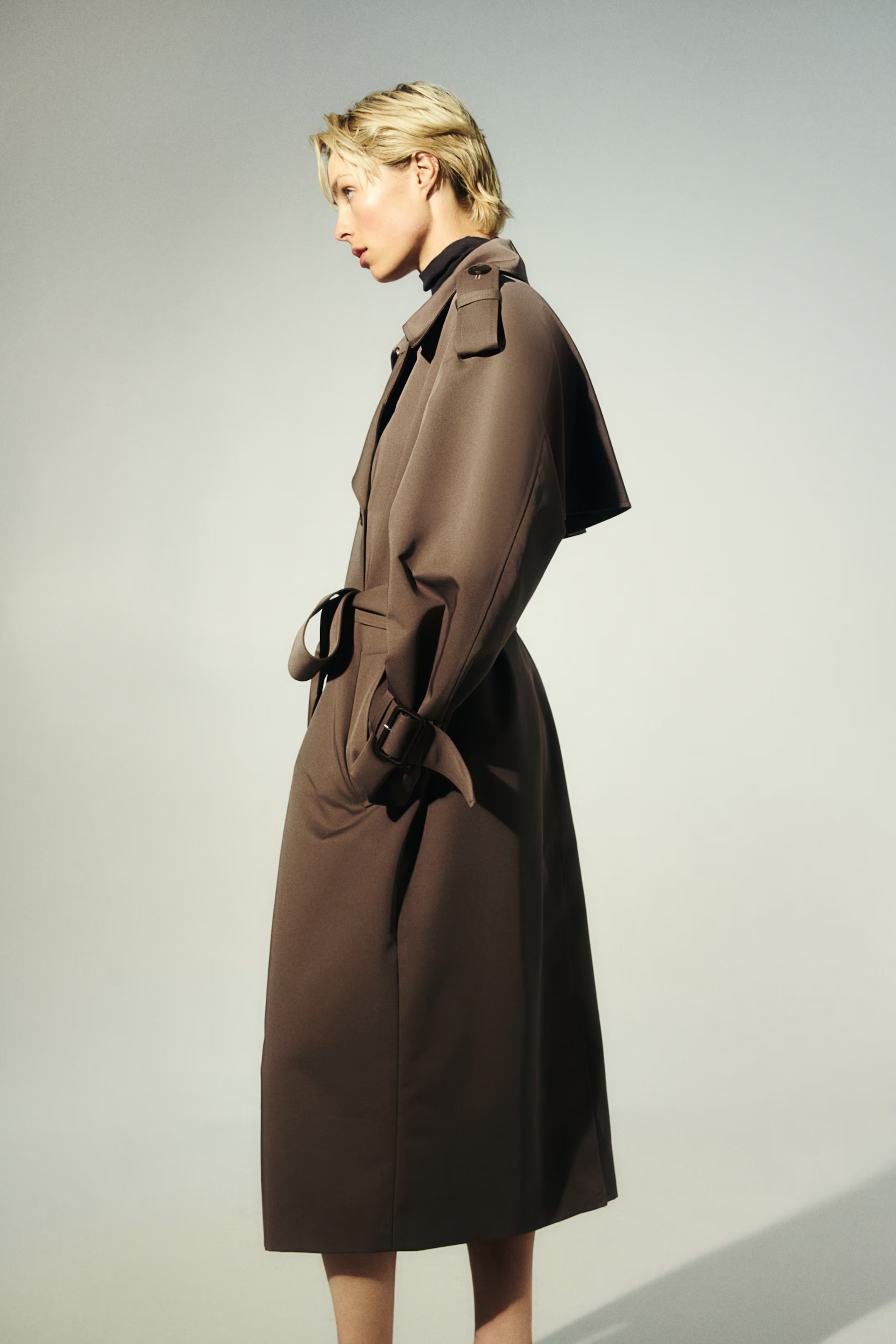 Double-breasted Trench Coat - Long sleeve - Long - Taupe - Ladies | H&M US | H&M (US + CA)