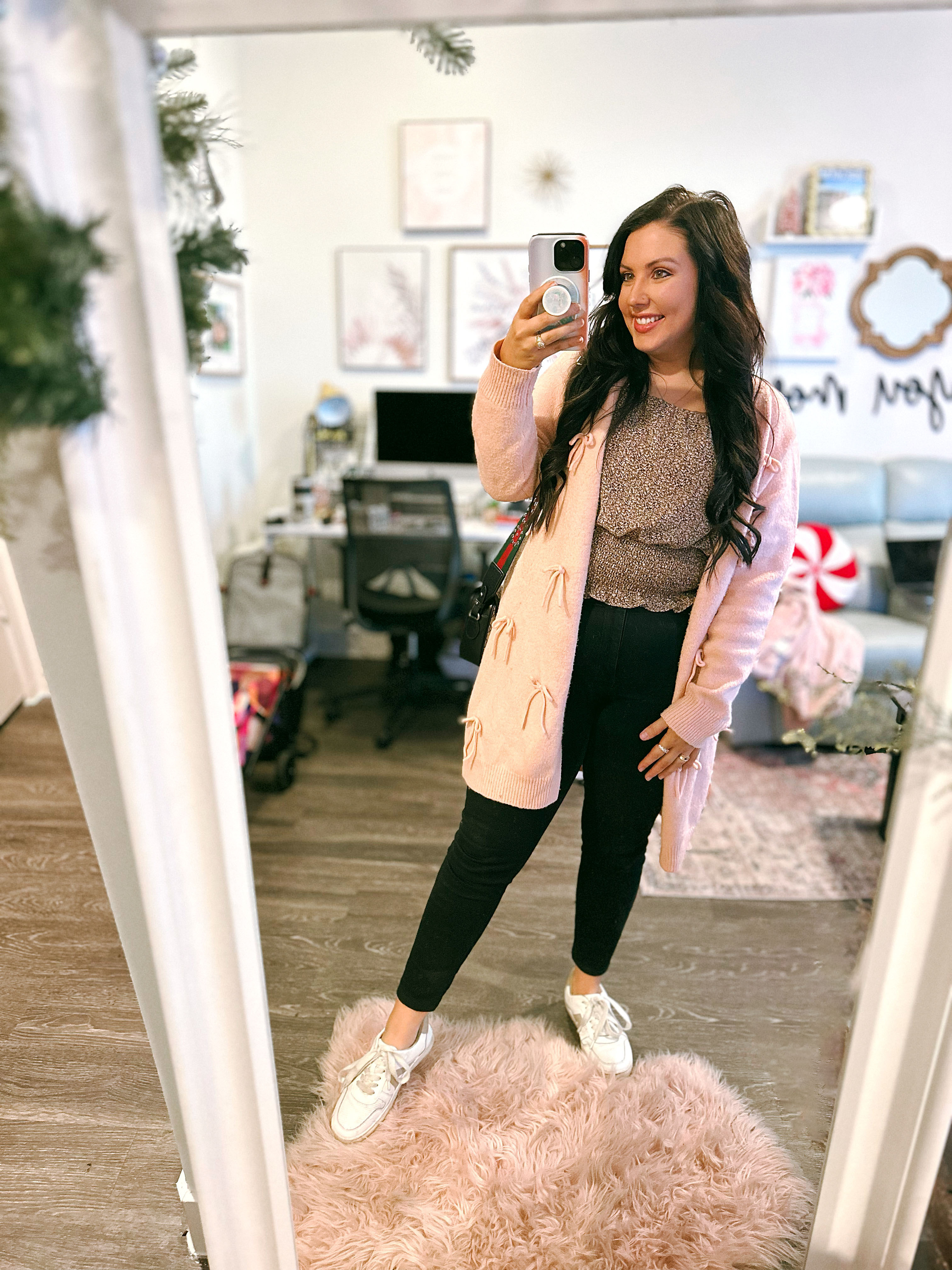  
Such a cold morning and I love this chic cardigan! Perfect for days like today 🙌🏼 Use code MOLLIE15 to get 15% off  
 

#LTKStyleTip #LTKSeasonal #LTKHoliday
