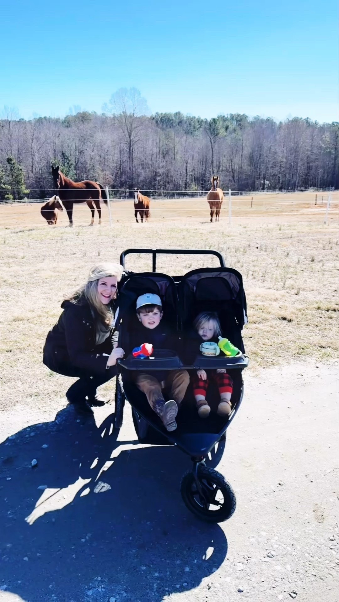Loved going on a beautiful (& windy 🌬️) walk around the farm and neighborhood!! 🐴🤍 What a beautiful place we get to call H O M E 🏡