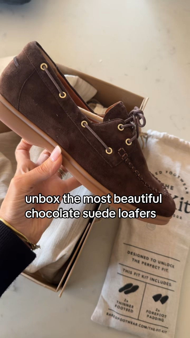 @baredfootwear nailed it with these cool girl loafers. Perfect color and quality- plus you can customize the fit for your own comfort. 