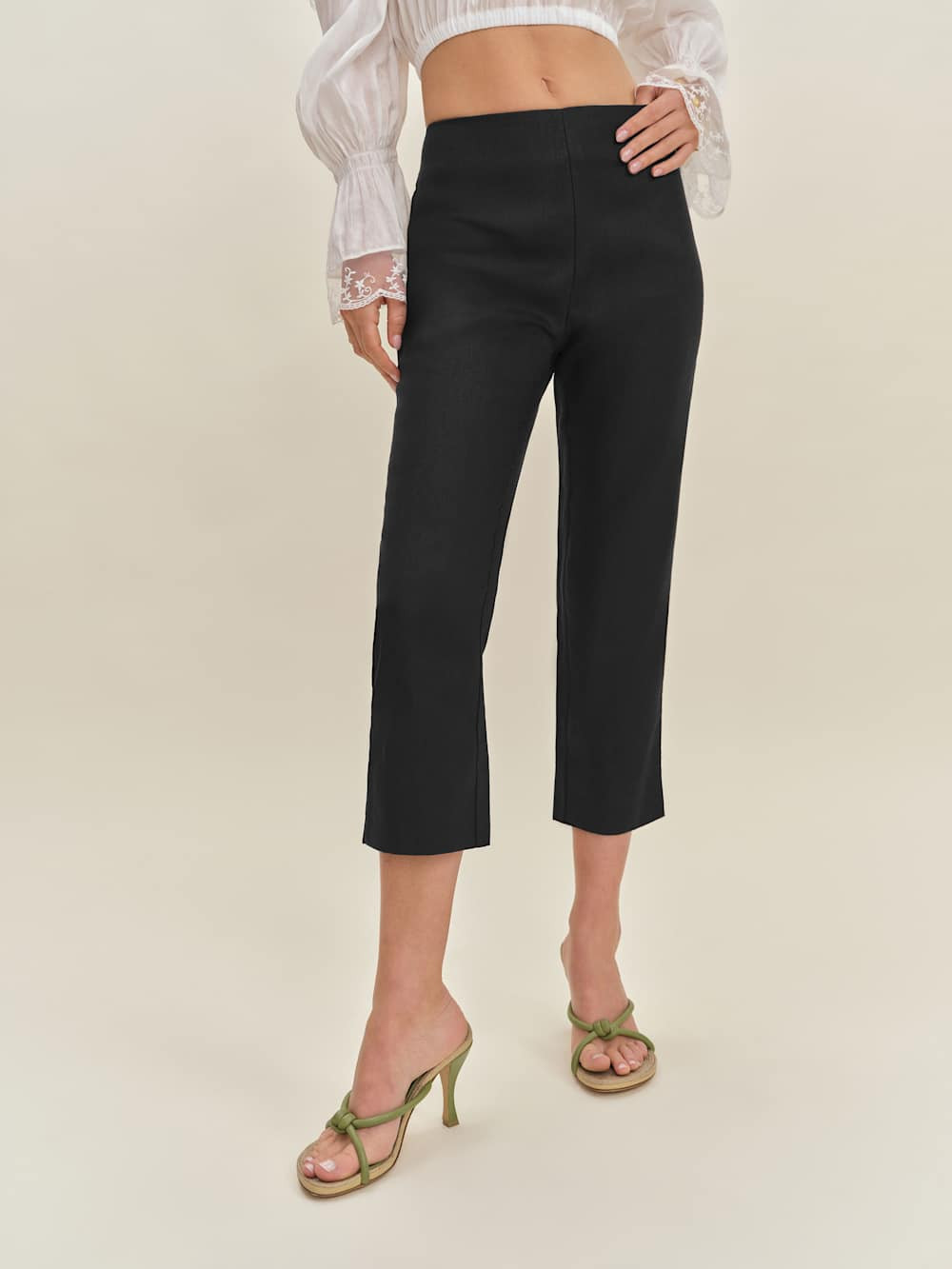Petra Linen Low Rise Pedal Pusher Pant | Reformation (Global)