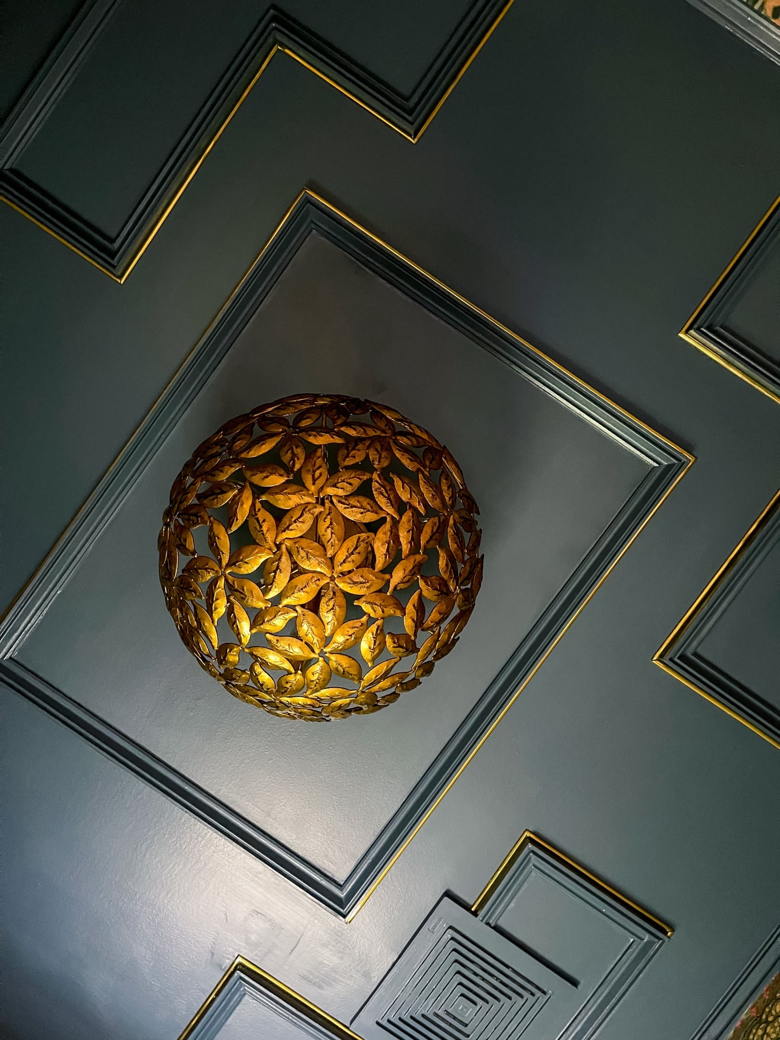 Ceiling design! Shop this brass flush mount

#LTKHome