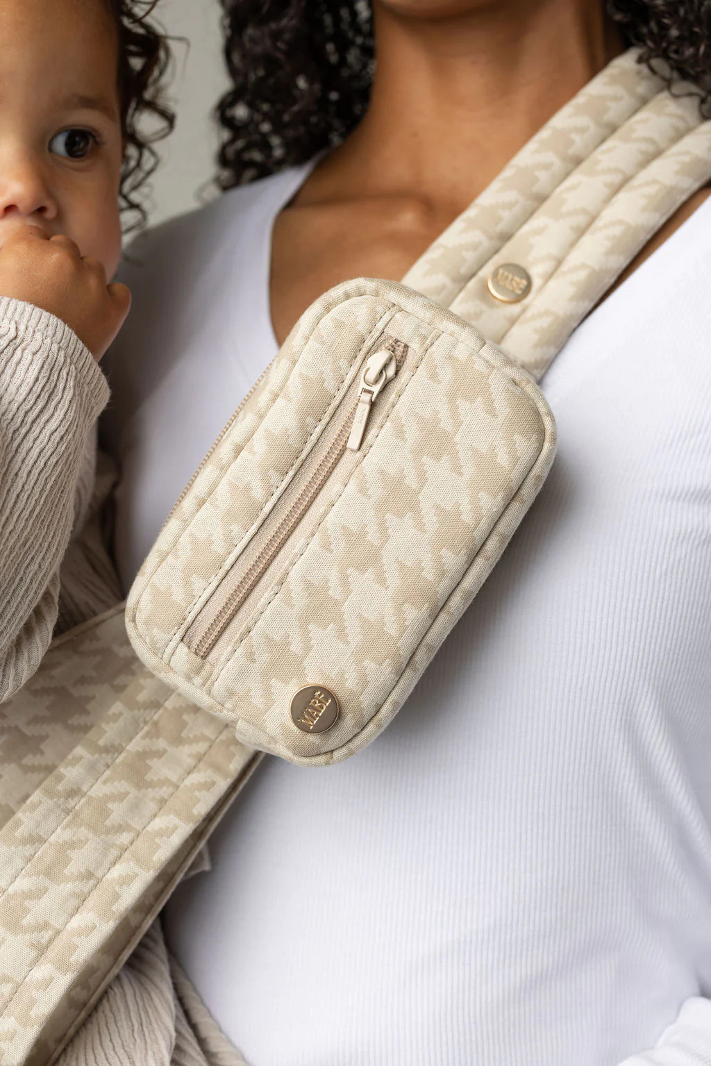 The Monarch Accessory Bag - Houndstooth | Mabē