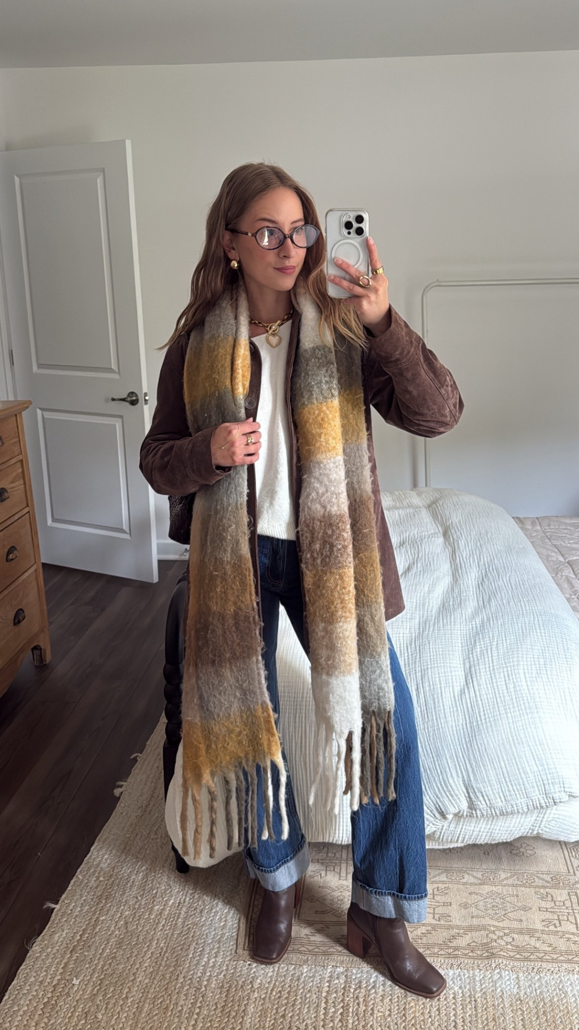 9/25/25 Fall is all about the layers 🤎 Cozy denim, sweaters, jackets, scarves… but my favorite finishing touch is always scent. Styled my Abercrombie jeans, Aritzia sweater, brown suede jacket, blanket scarf, and boots — topped off with Clean Reserve perfume as the final layer. The perfect way to complete any fall outfit. ✨ 



#LTKShoeCrush #LTKSeasonal #LTKStyleTip