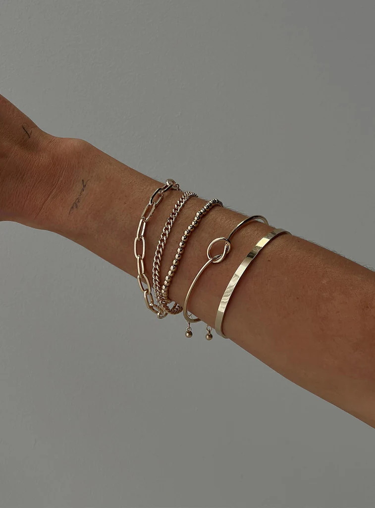 Over Here Bracelet Set Gold | Princess Polly US