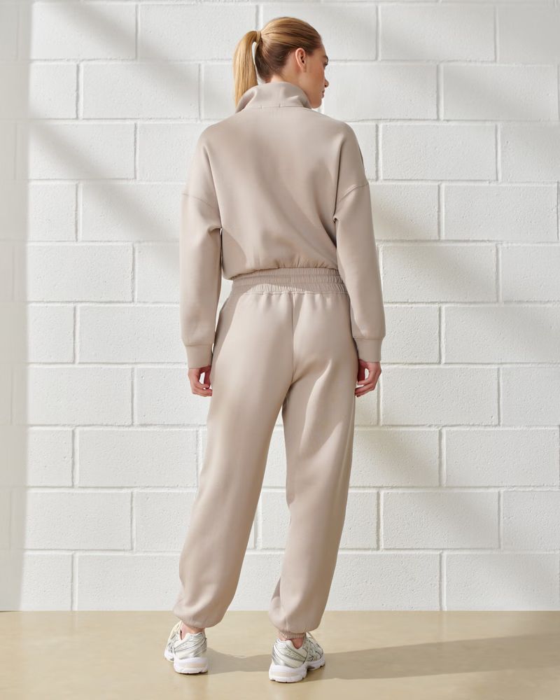 YPB neoKNIT Long-Sleeve Jumpsuit | Abercrombie & Fitch (US)