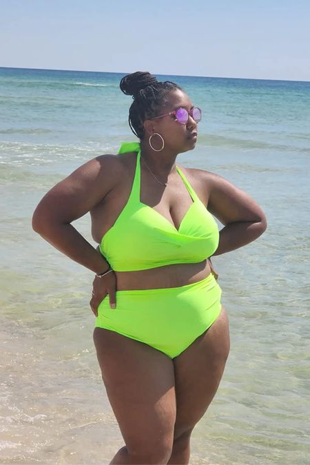 This high waisted bikini is so flattering! Under $35 on Amazon!

Plus size swimsuit, plus size bikini, high waisted bikini, like green bikini, Amazon plus size swimsuit, Amazon plus size bikini

#LTKcurves #LTKswim #LTKunder50