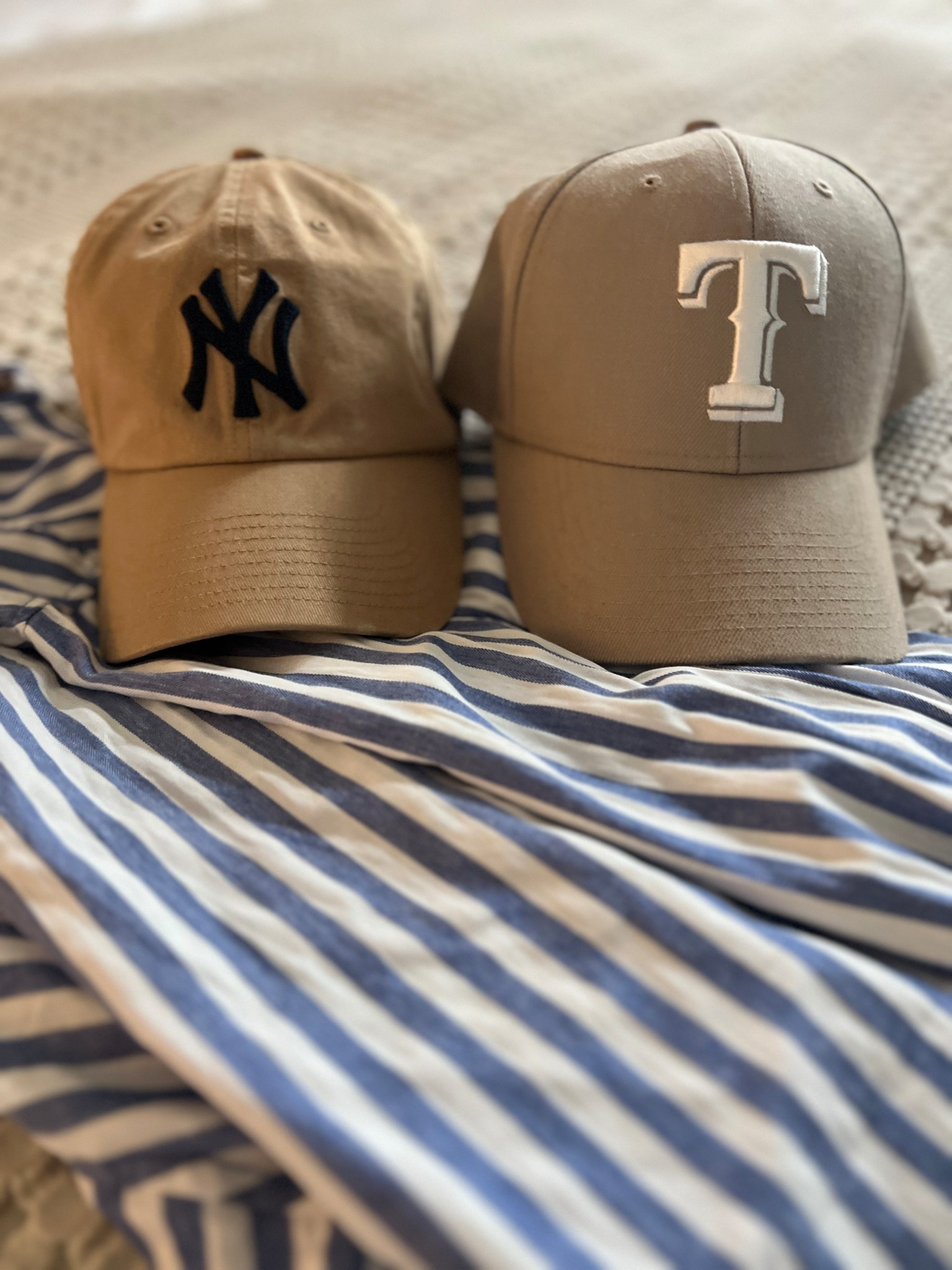 Neutral game day look with a coastal feel, pairing classic tan caps with a blue and white striped button down for an effortless sporty vibe.

tan baseball cap  neutral outfit  striped button down  casual sporty style  summer outfit  game day look  minimal style  everyday outfit  AudrieDollins

#LTKfitnessgoals #LTKActive #LTKOver40