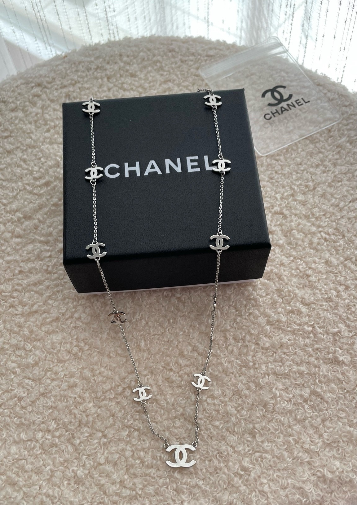 Chanel CC necklace #dhgate 

#LTKunder100 #LTKunder50 #LTKsalealert