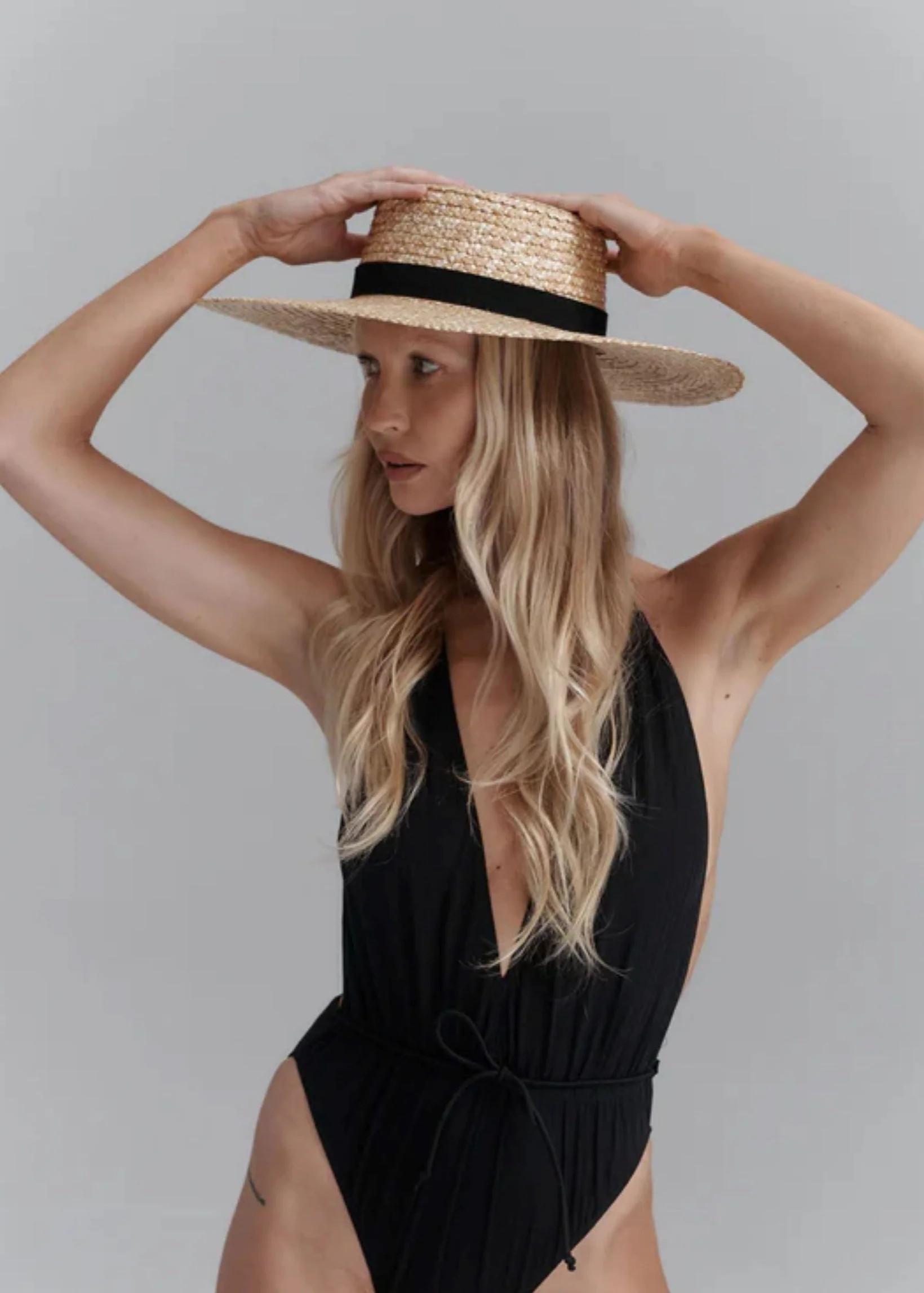 Mira Wide Boater Maple | outdazl