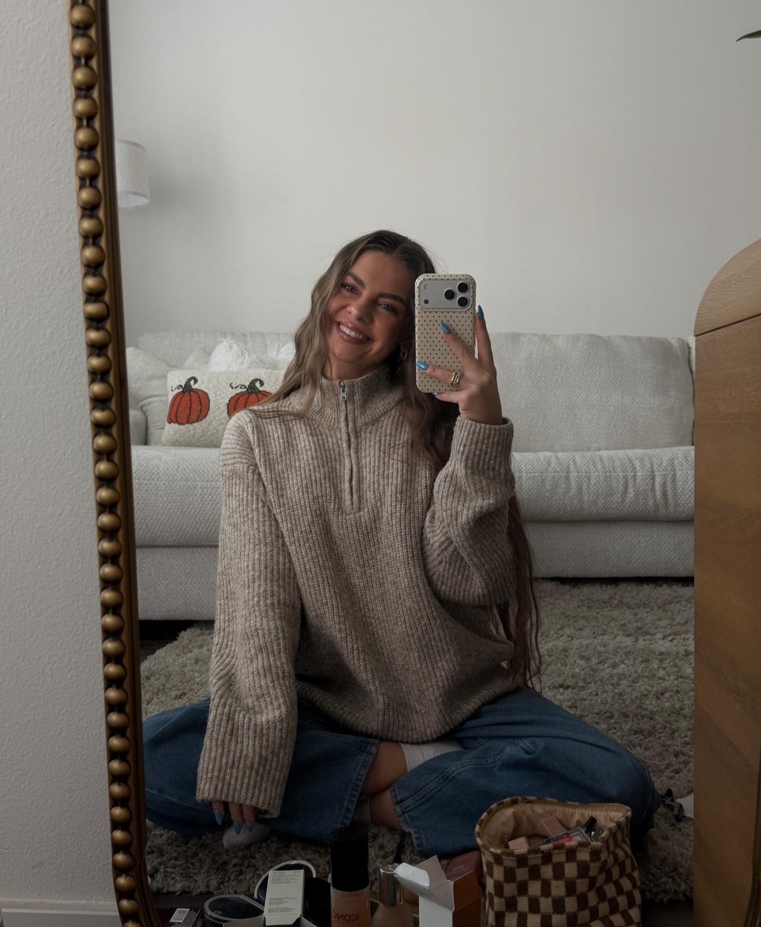 Don’t mind me wearing this sweater zip up every day! Wearing the light beige in a size medium