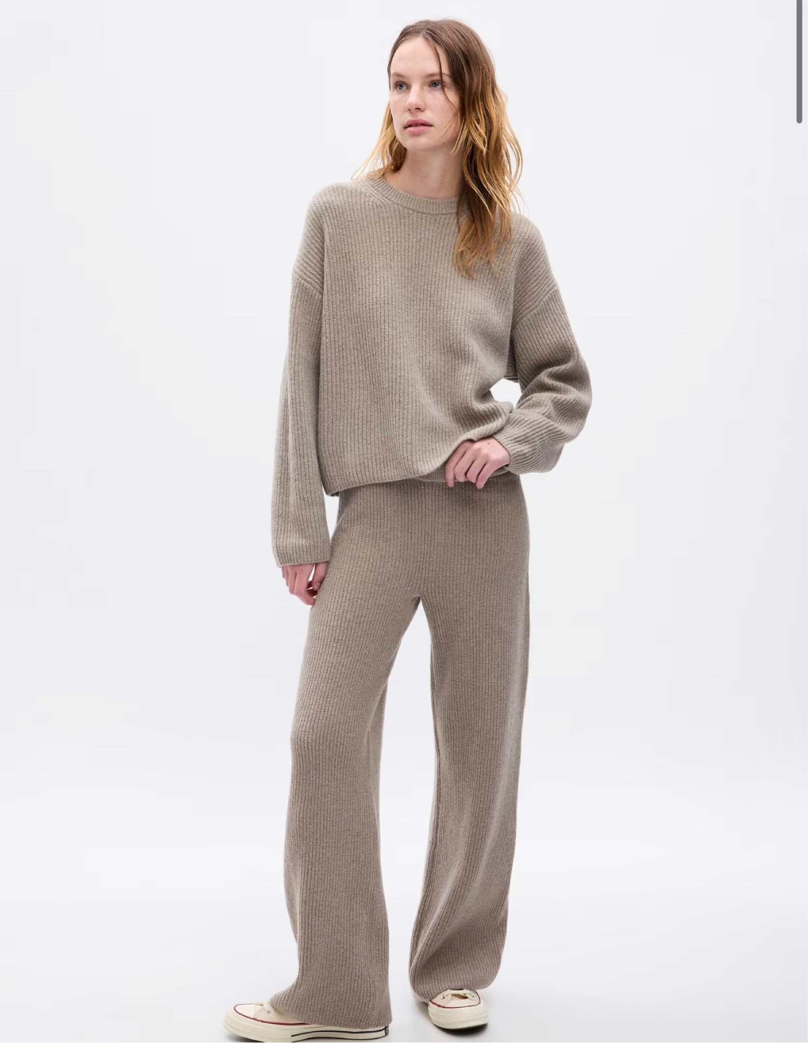 Deal of the day: I love a cozy set, whether I’m lounging, grabbing the mail and chatting with neighbors or throw a coat over to catch a flight it’s just an easy combo to look pulled together. Linking a few good ones that are 40% off! 

#LTKSeasonal #LTKsalealert #LTKtravel