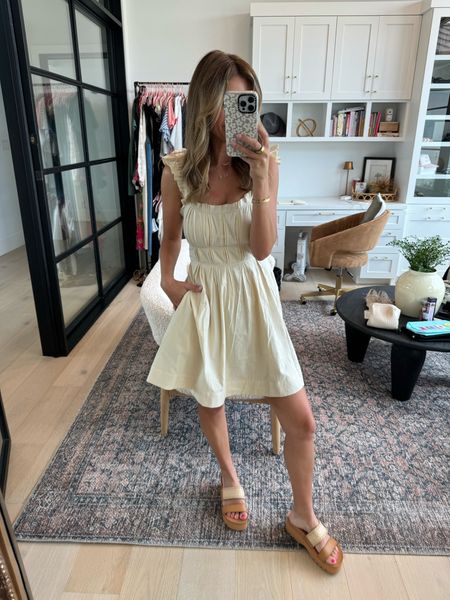 I’m loving these Coral REEF sandals for the summer - they’re so cute!! Use my code: ASHLEE for 20% off sitewide for 72 hours!
@REEF #REEFPartner

#LTKStyleTip #LTKFindsUnder100 #LTKFindsUnder50