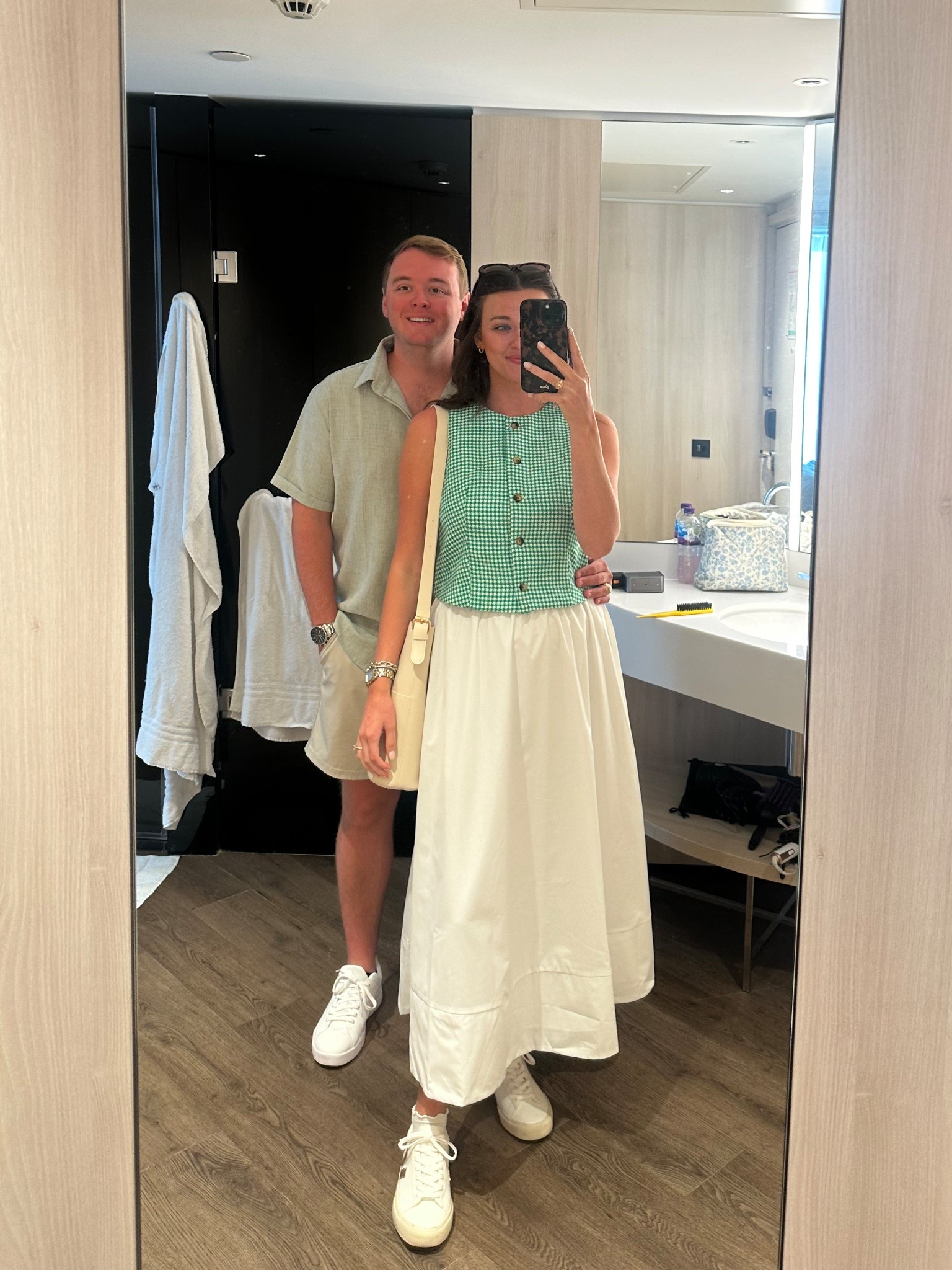 london outfit for strolling through Nottinghill! 