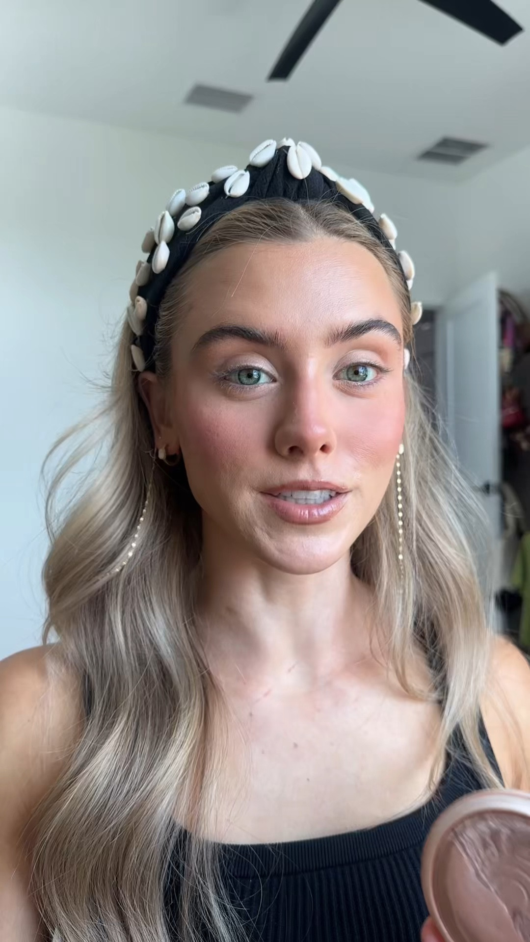 Dibs beauty my code is SLOANE. My favorite product is the dibs beauty baked bronzer in shade Carmel cappuccino but I also love spiced chai. Awaken sun-kissed skin with DIBS Beauty's Duet Baked Bronzer, a talc-free duo with jojoba, macadamia & hibiscus oil for a bronzed, blurred rolling glow @dibsbeauty   @ulta 

#LTKBeauty #LTKgrwm #LTKselfcare