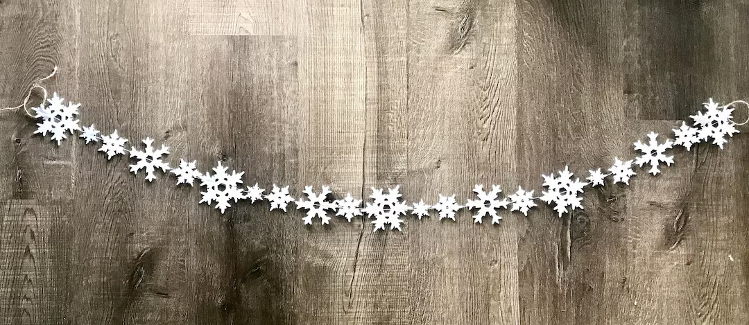 Snowflake Garland // Snowflake Banner // Wool Felt Snowflakes - Etsy | Etsy (US)