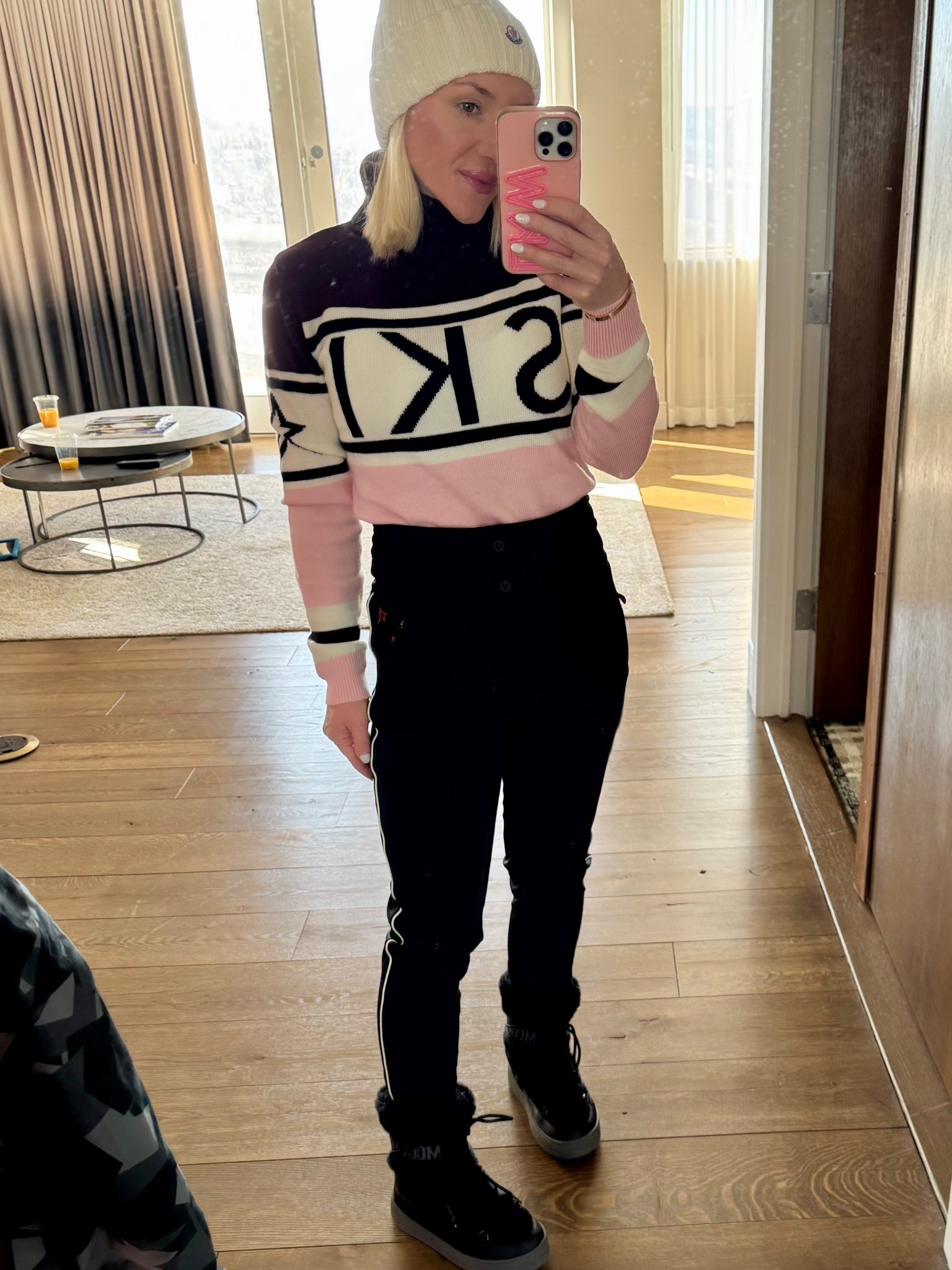 Perfect Moment knit ski sweater.
Ski look. Apès ski look. Moon
Boots. Size small sweater.
Ski trip. Aspen ski trip.
Perfect Moment race
Pant size
Small

#LTKPetite #LTKSeasonal #LTKTravel