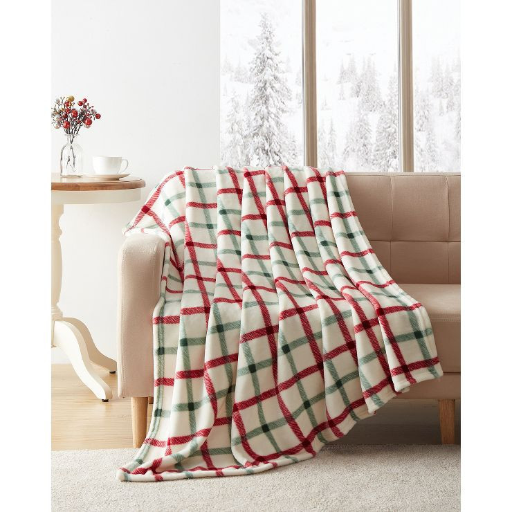 Kate Aurora Holiday Classics Christmas Plaid Oversized & Ultra Plush Oversized Accent Throw Blank... | Target