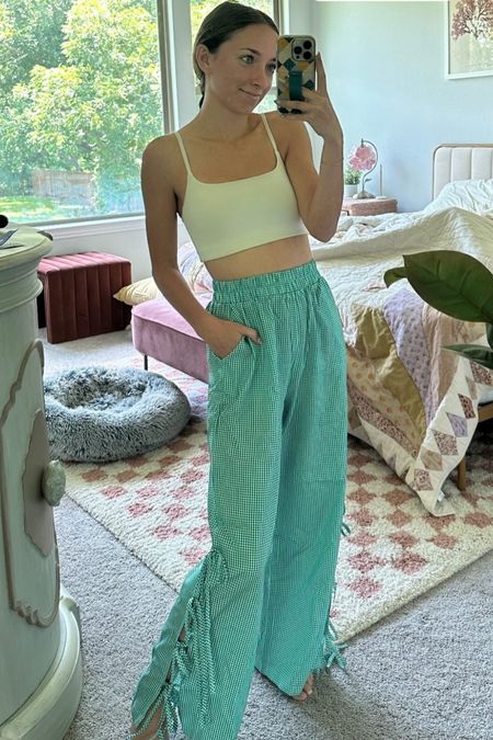 I ordered some things for Italy but they didn’t come in time but these pants are sooo cute!! 

#LTKU #LTKTravel #LTKStyleTip