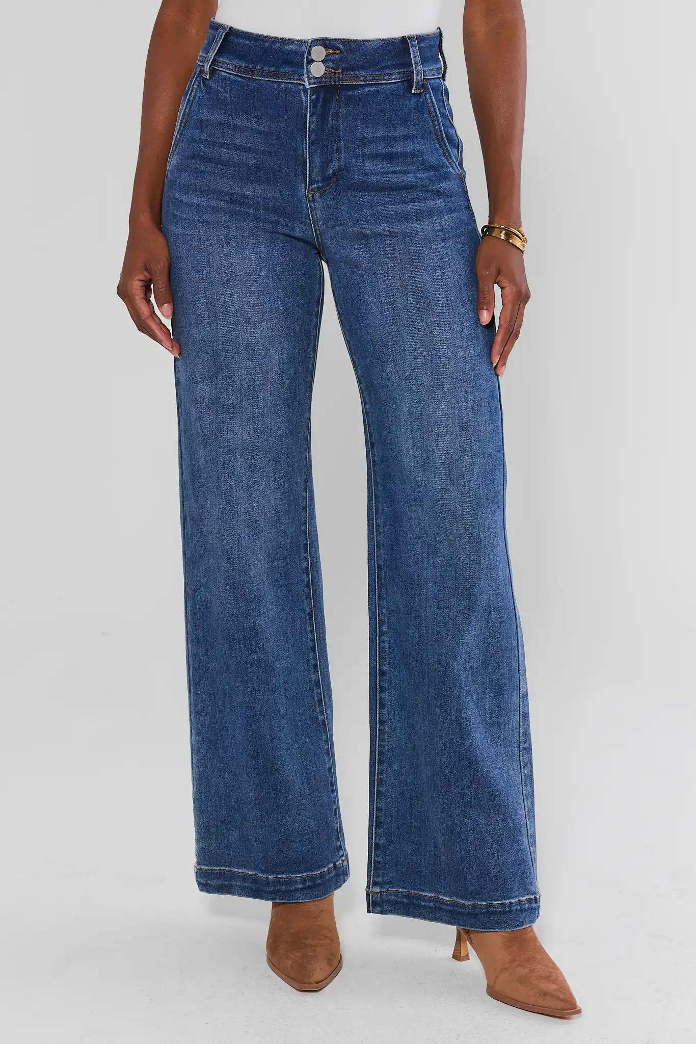 Kameron Medium Wash Bootcut Jeans | Avara