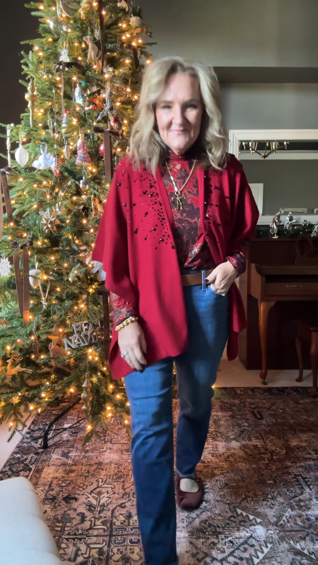 Chicos holiday casual. I just love this wrap! And this mock neck tee is only $25 for cyber week deals. Plus 30% off sitewide. 

Wearing size 1.0 in all. 

Red shawl wrap skinny jeans 

#LTKOver40 #LTKSaleAlert #LTKHoliday