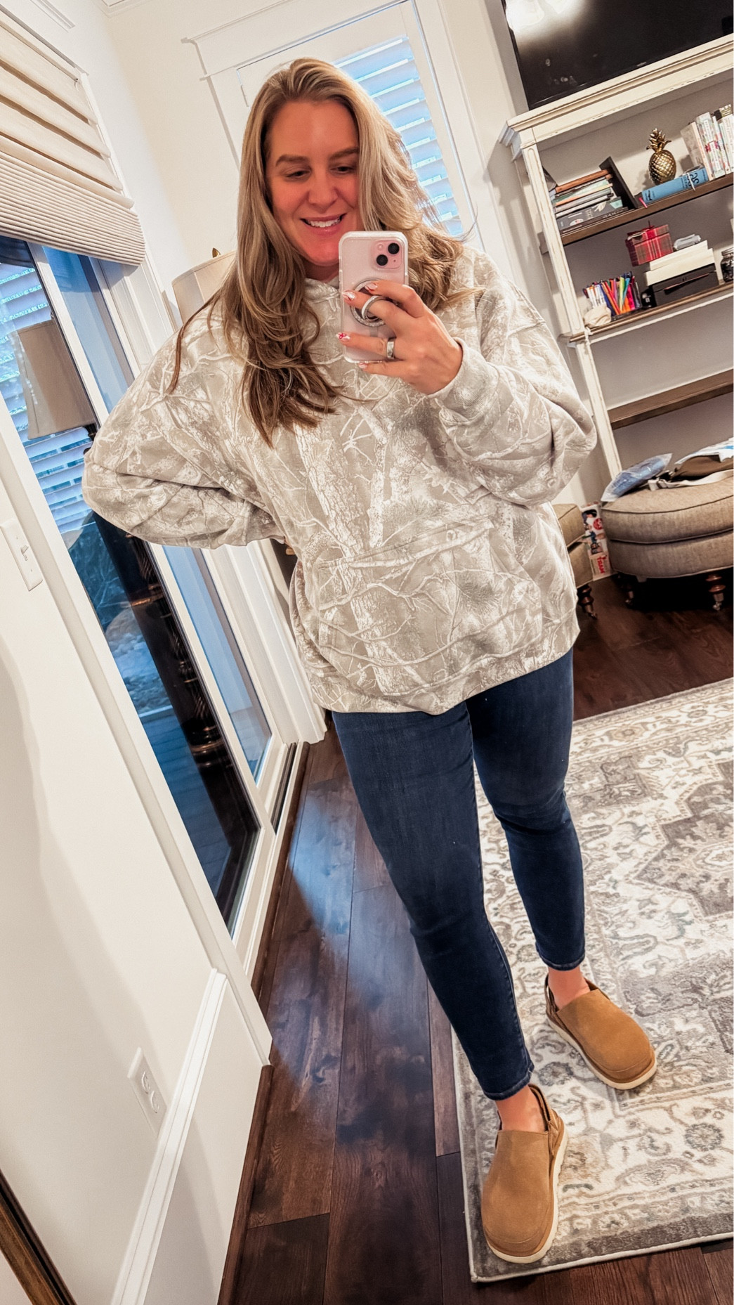 My favorite Christmas gift to myself! I could live in these Abercrombie sweatshirts!

Size XL

Abercrombie, sweatshirt, uggs, skinny jeans, cozy outfit 

#LTKStyleTip #LTKMidsize #LTKFindsUnder100