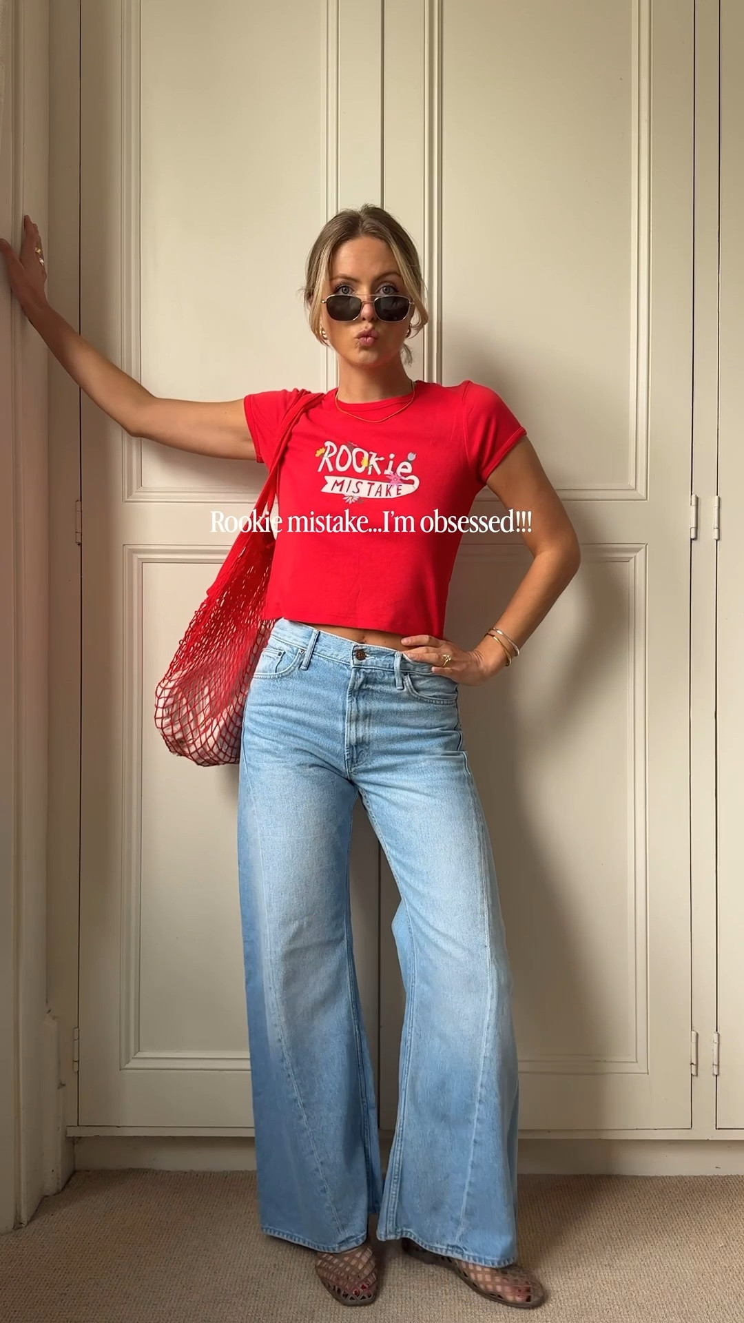 Sundays are for jeans and a tee and these are the best 🌶️👌🏼

Mother, mother denim , blue jeans, spring denim, spring jeans, blue jeans, flared jeans, wide leg jeans, t-shirt, pop of red, jelly shoes, spring outfit, summer outfit 

#LTKuk #LTKspring #LTKjeans