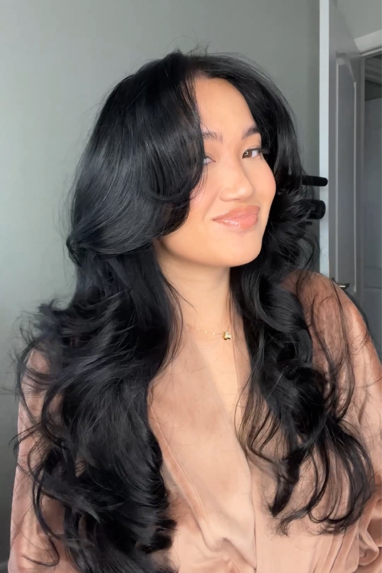 Jumbo heatless blowout

The easiest “blowout” you’ll ever do 